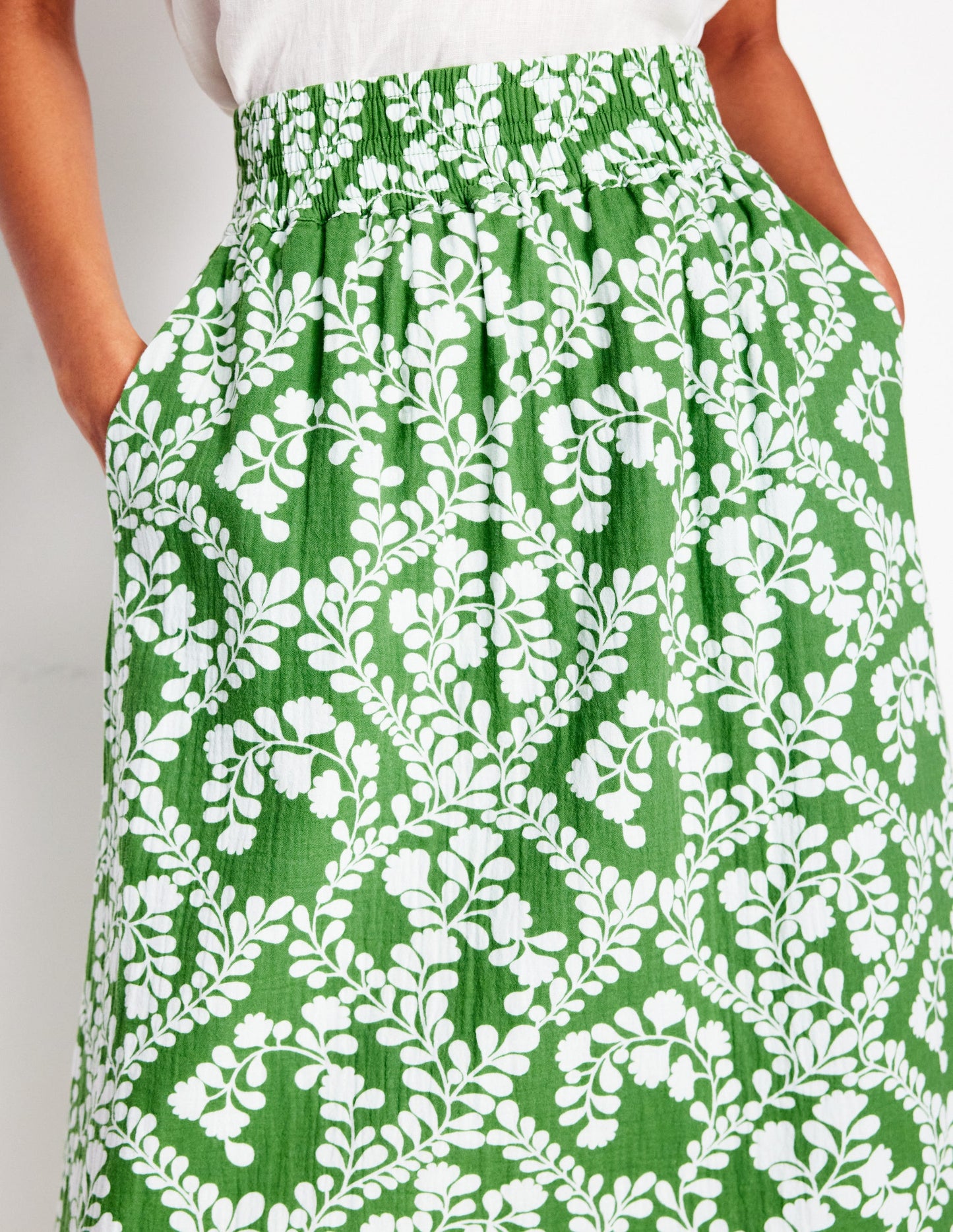 Double Cloth Smocked Skirt-Paradise Green,Vine Silhouette