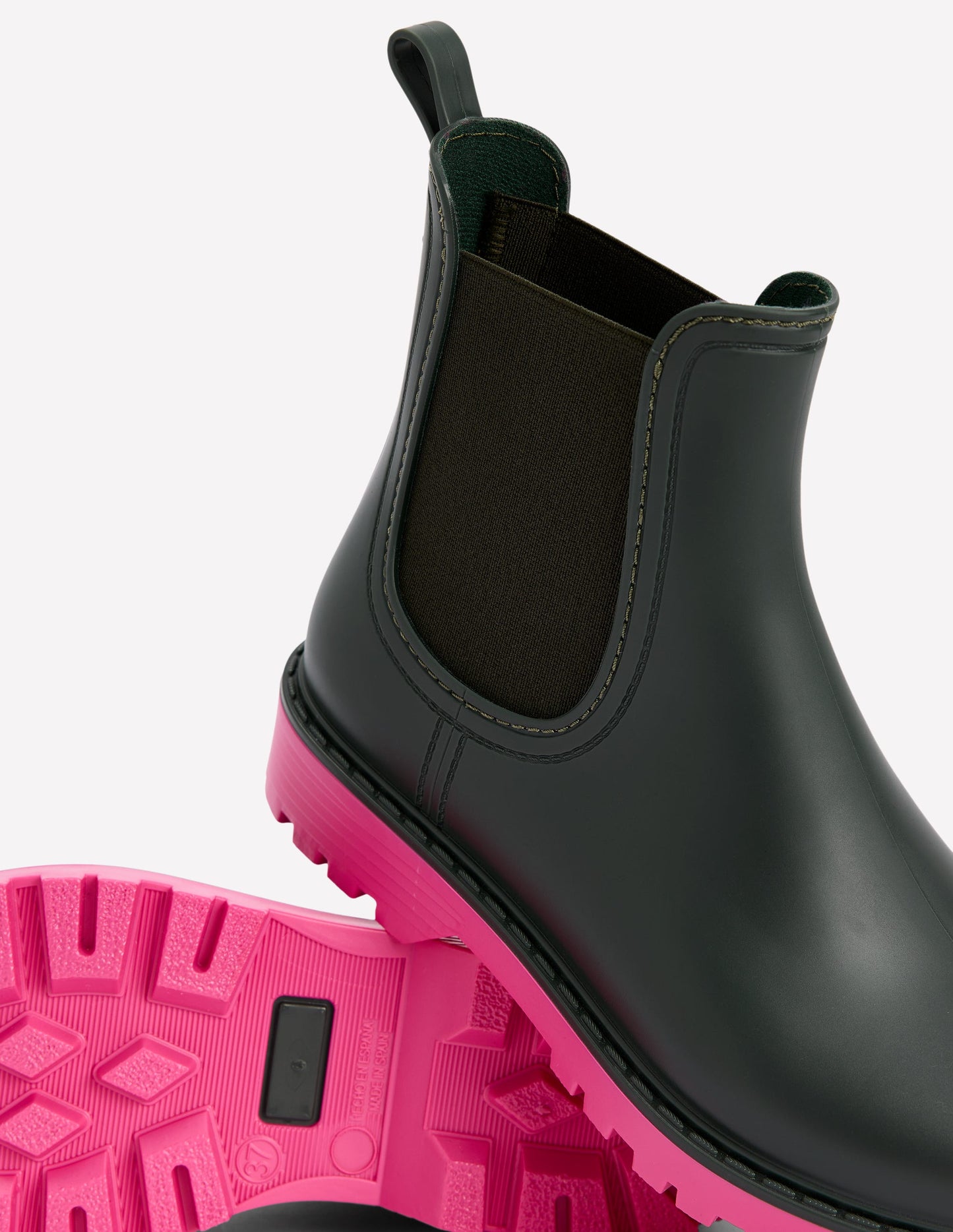 Chelsea Wellie Boots-Woodland Green