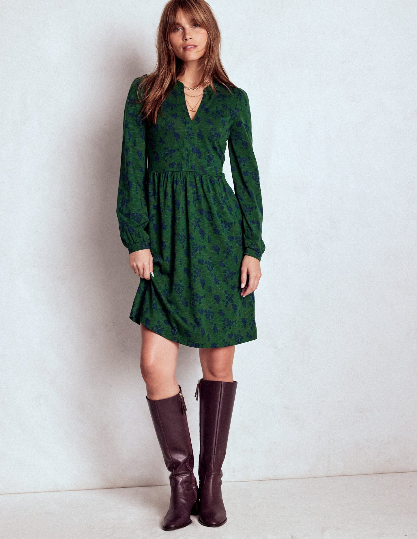 Naomi Relaxed Jersey Dress-Dark Green, Dainty Meadow