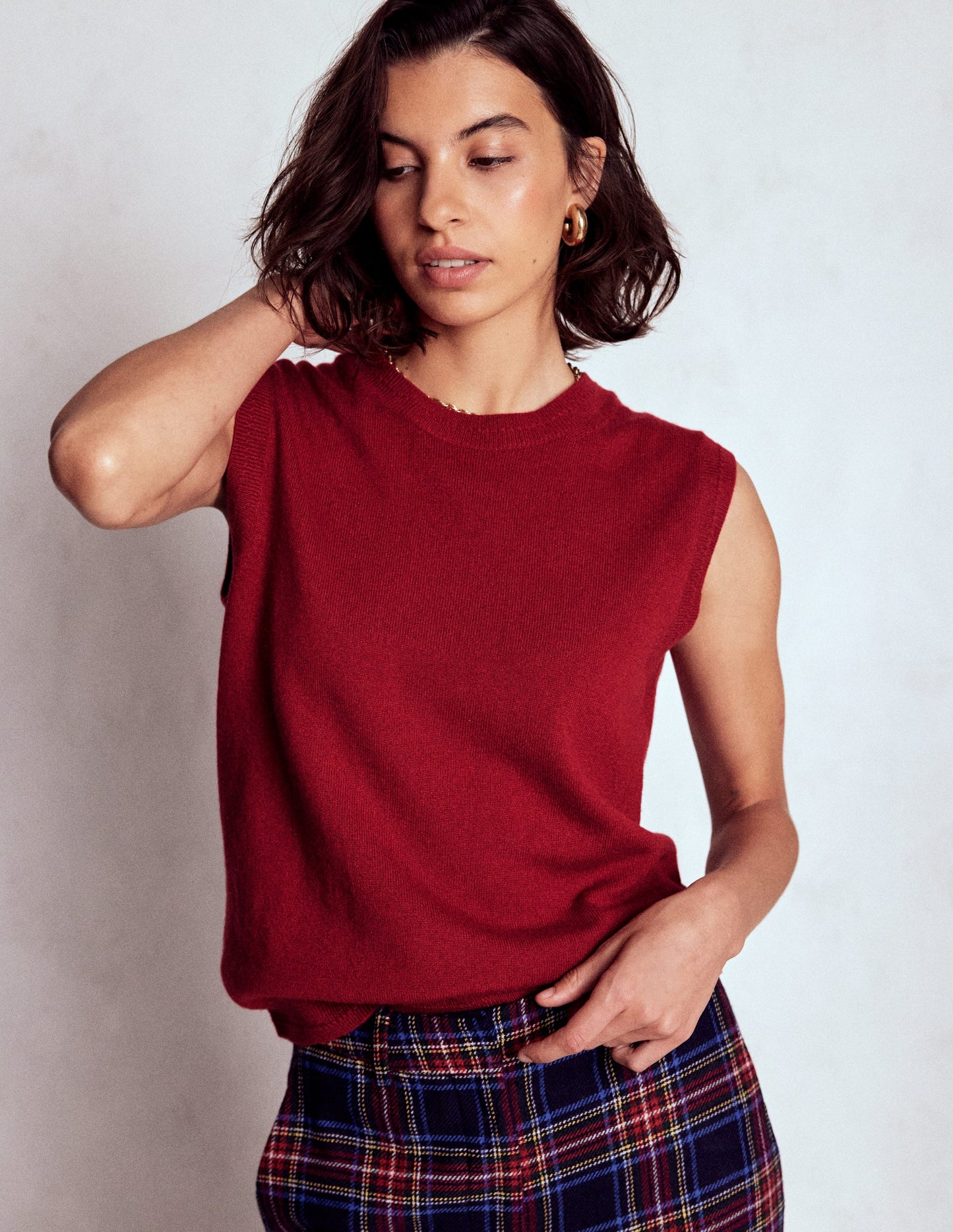 Eva Cashmere Tank-Red Liquorice