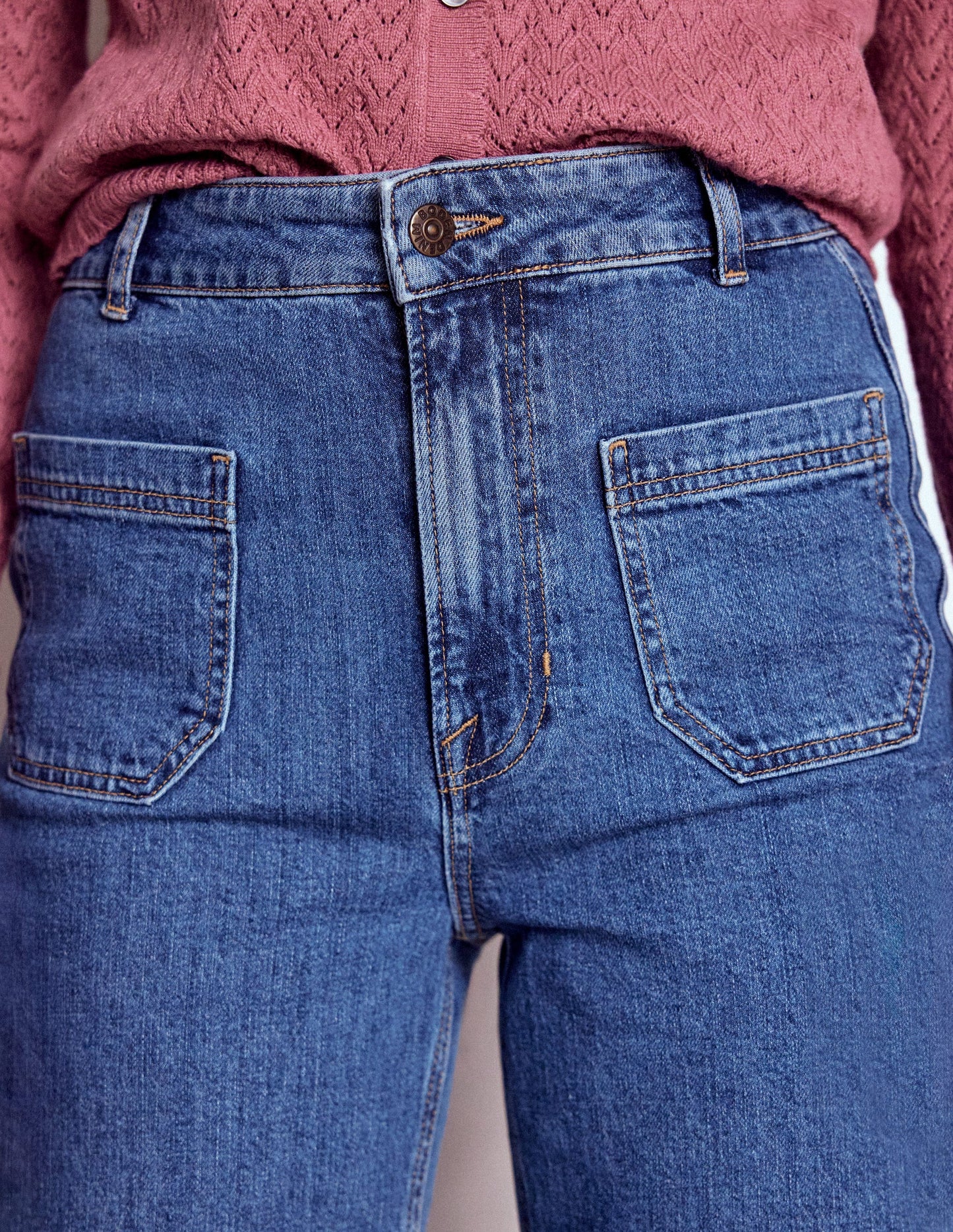 Straight Leg Pocket Jeans-Mid Vintage