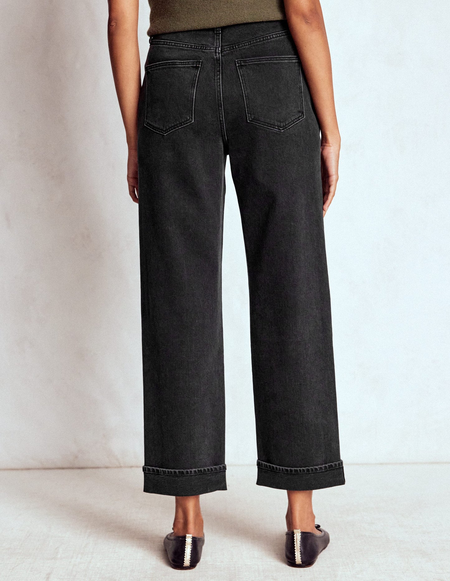 Mid Rise Stretch Jeans-Washed Black