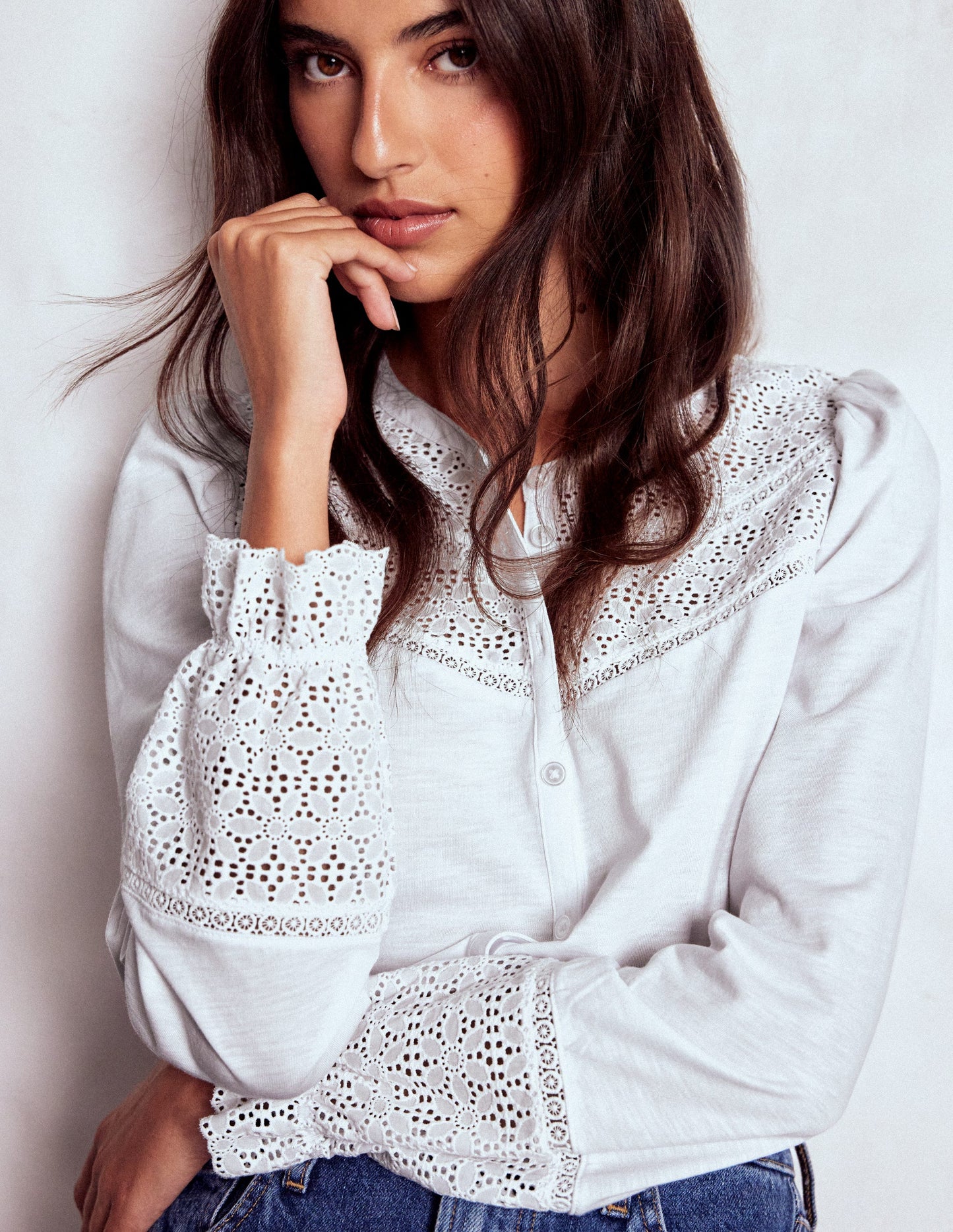 Pippa Broderie Jersey Shirt-White