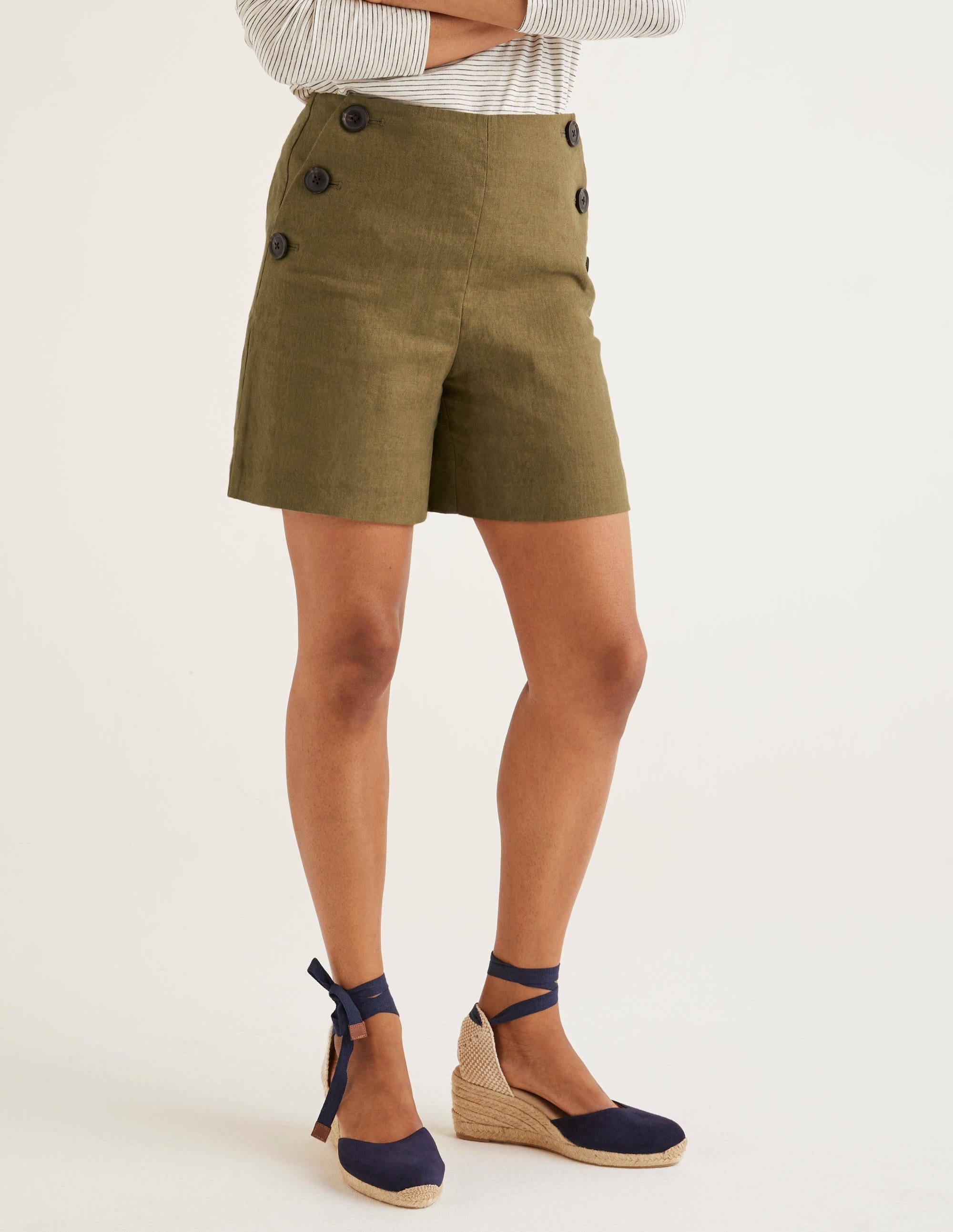Falmouth Linen Shorts-Classic Khaki - Image 1