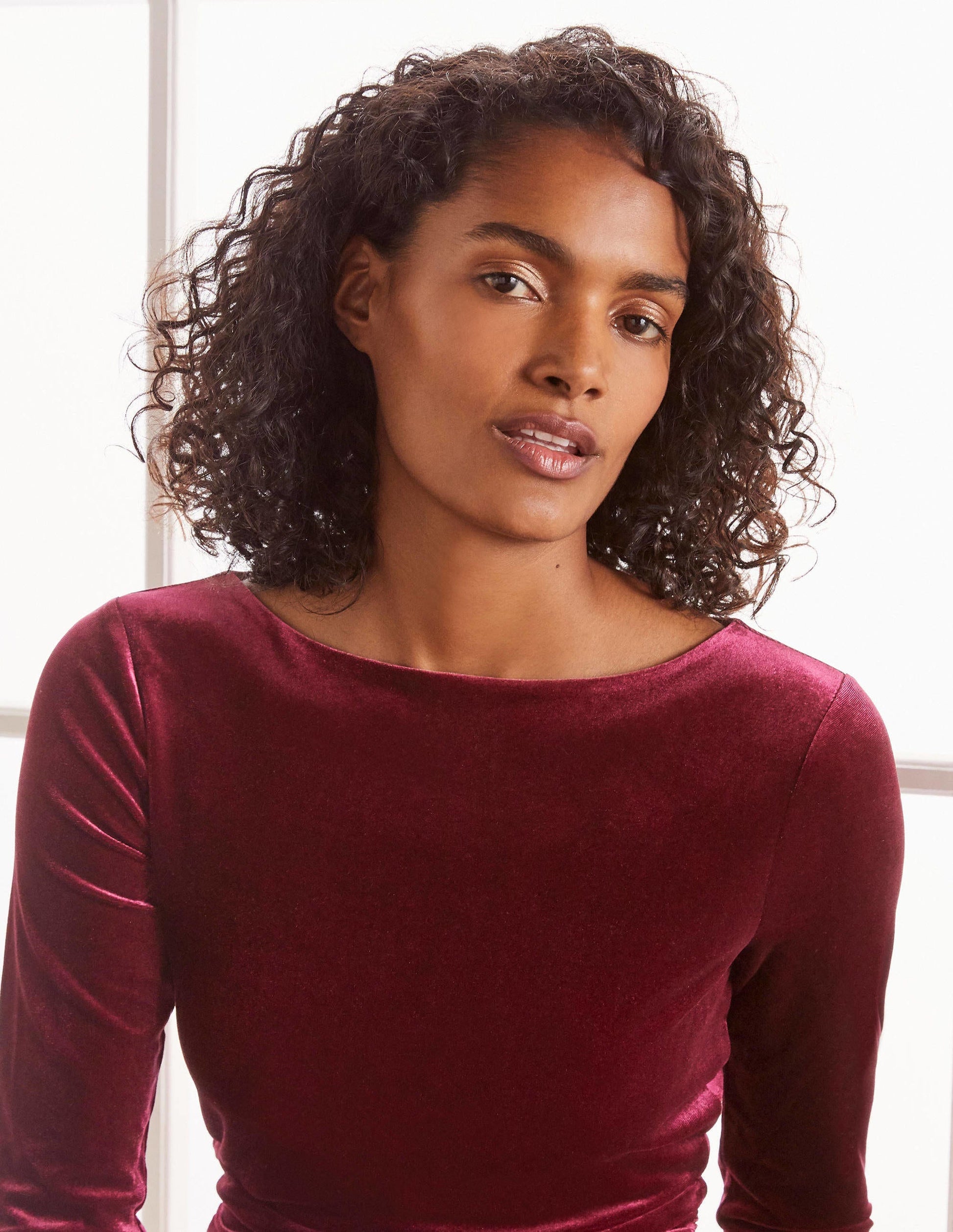 Abigail Velvet Dress-Ruby Ring-4