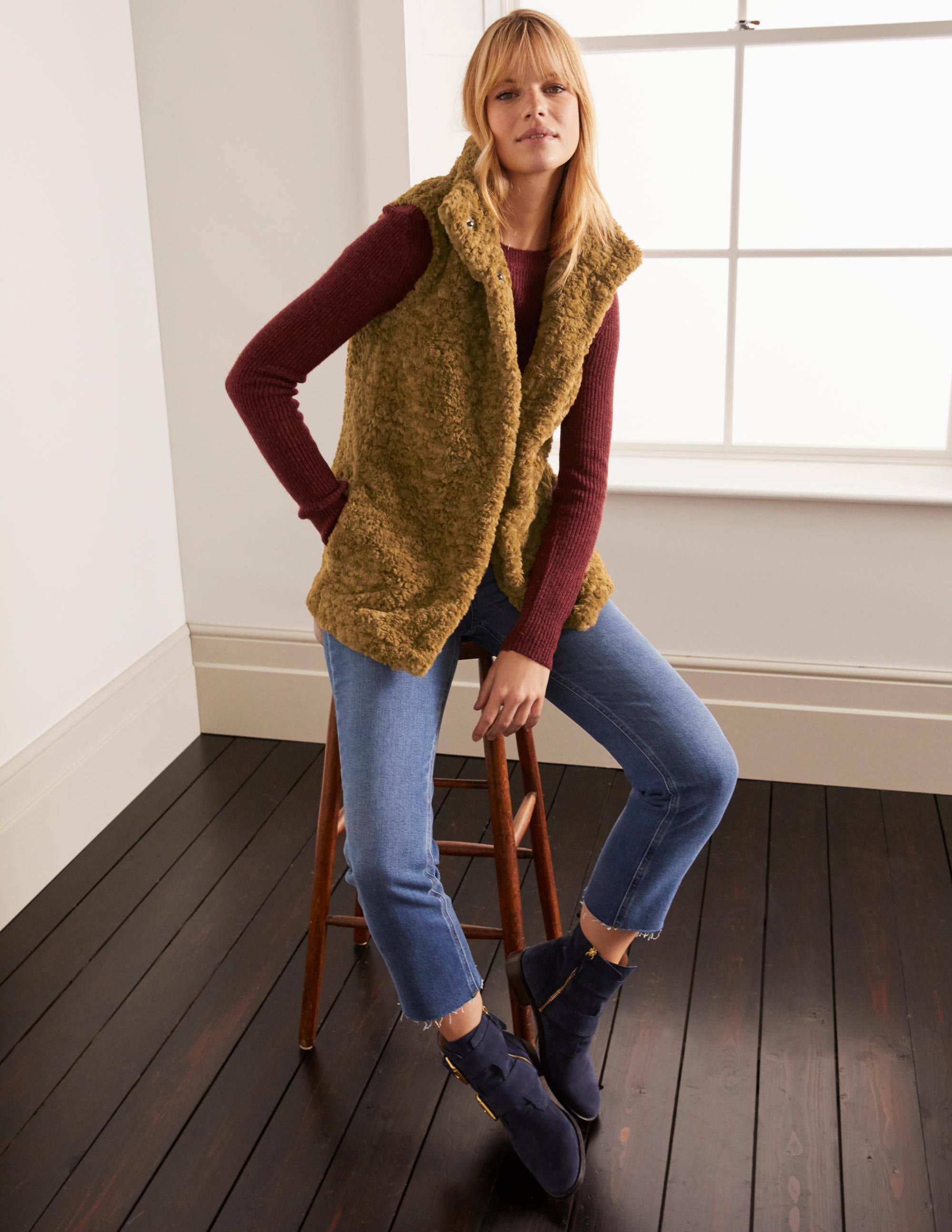 Haddon Faux Fur Gilet-Camel - Image 1