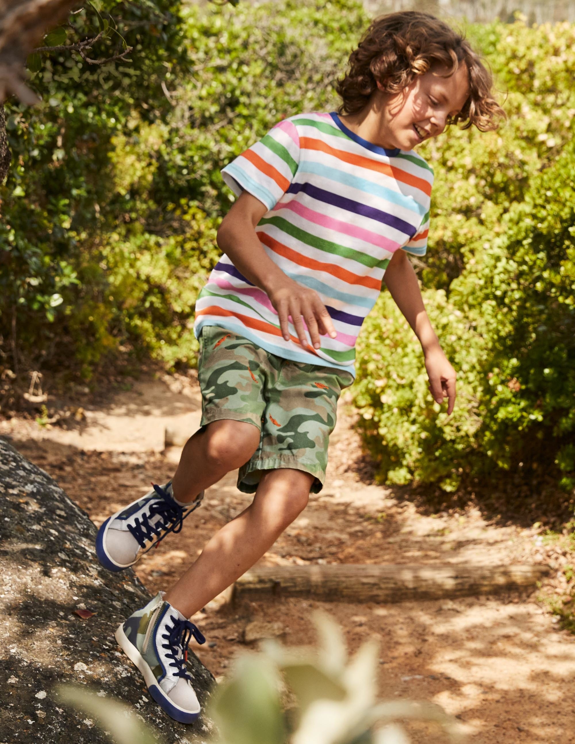 Pull-on Drawstring Shorts-Green Camouflage Animals - Image 4