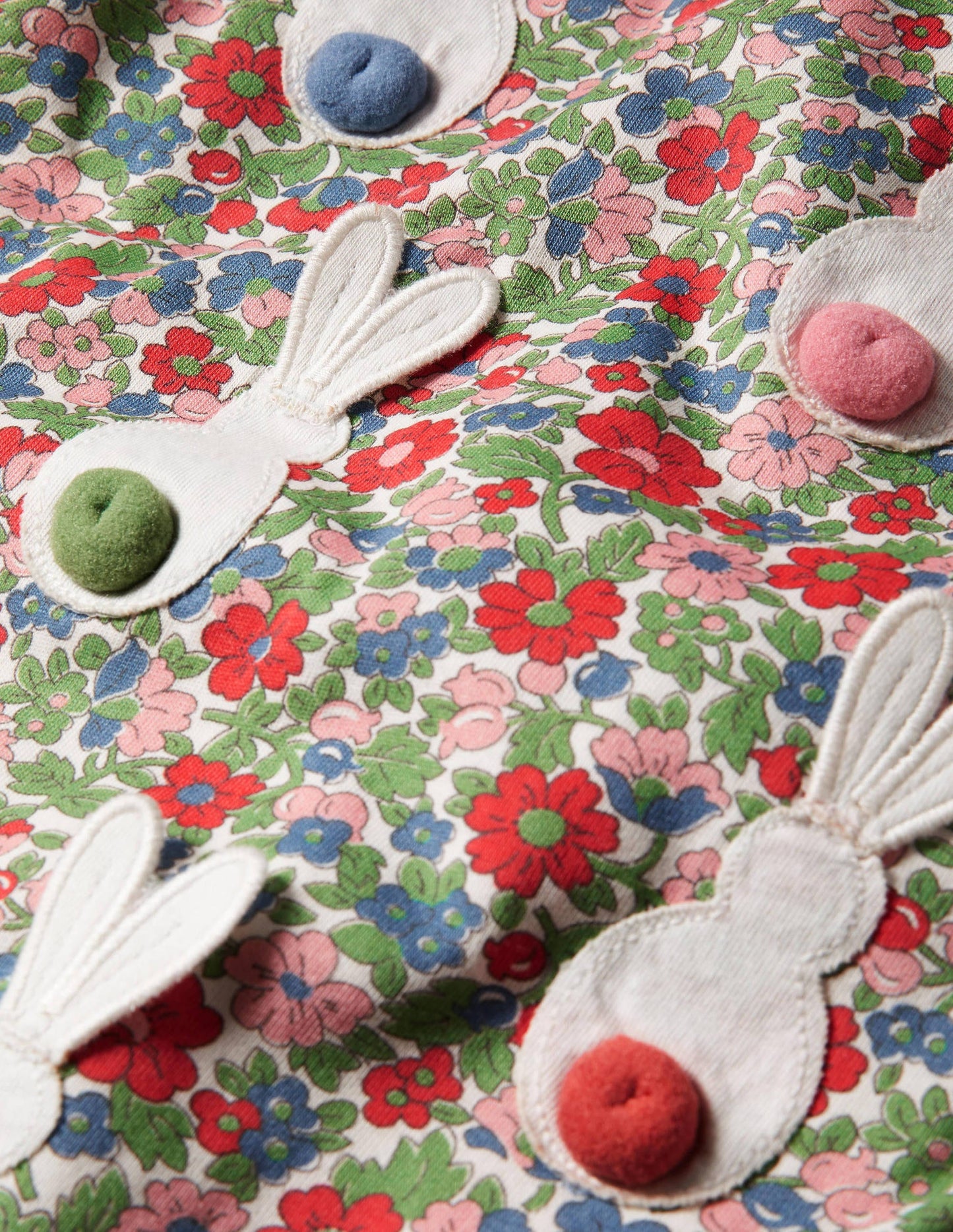 3D Flutter T-shirt-Multi Vintage Bloom Bunnies