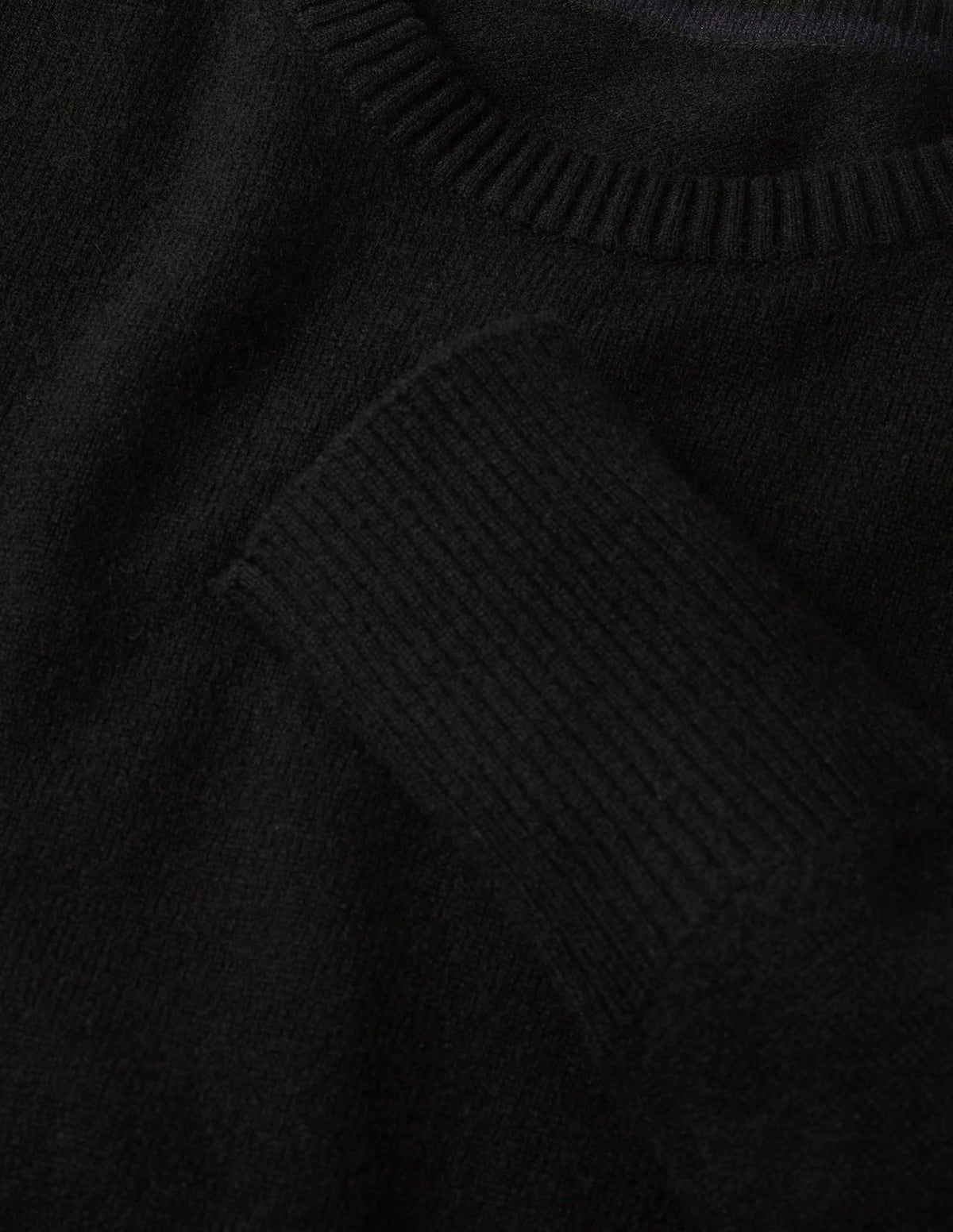 Cashmere Crew Neck Jumper-Black - Image 6