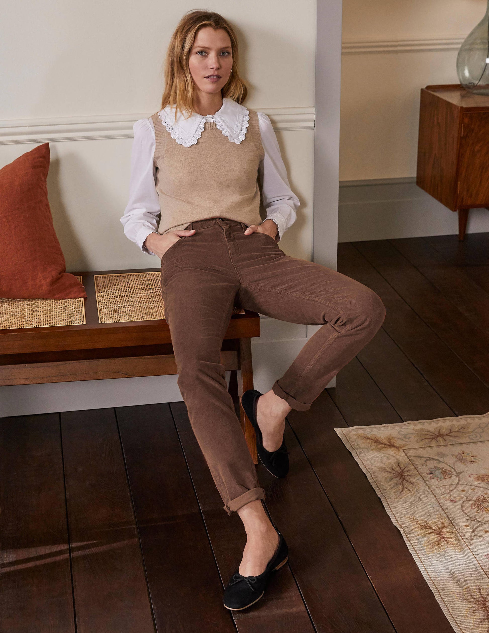 Cord Girlfriend Jeans-Red Oak-6