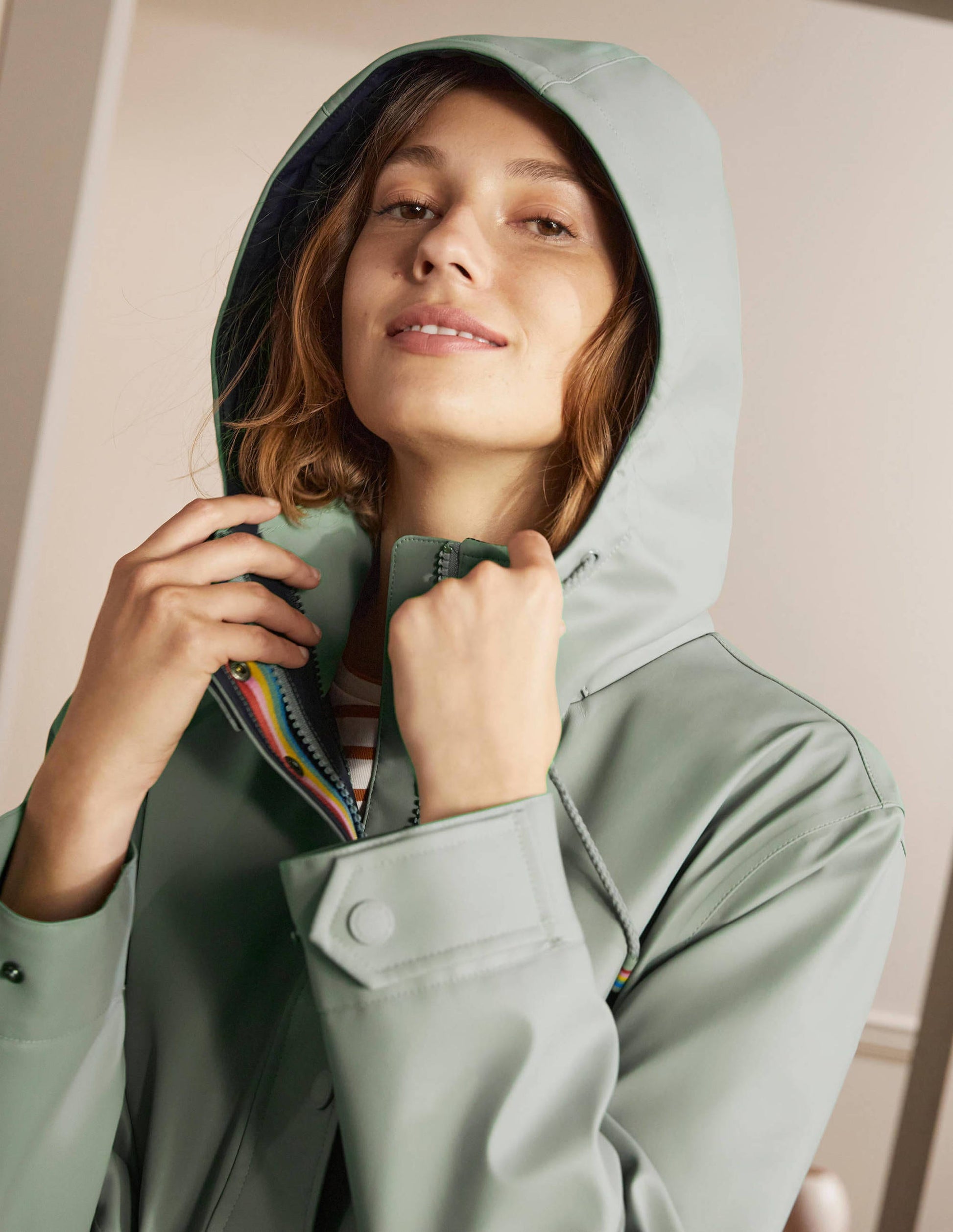 Bamburgh Raincoat-Sage/Navy-3