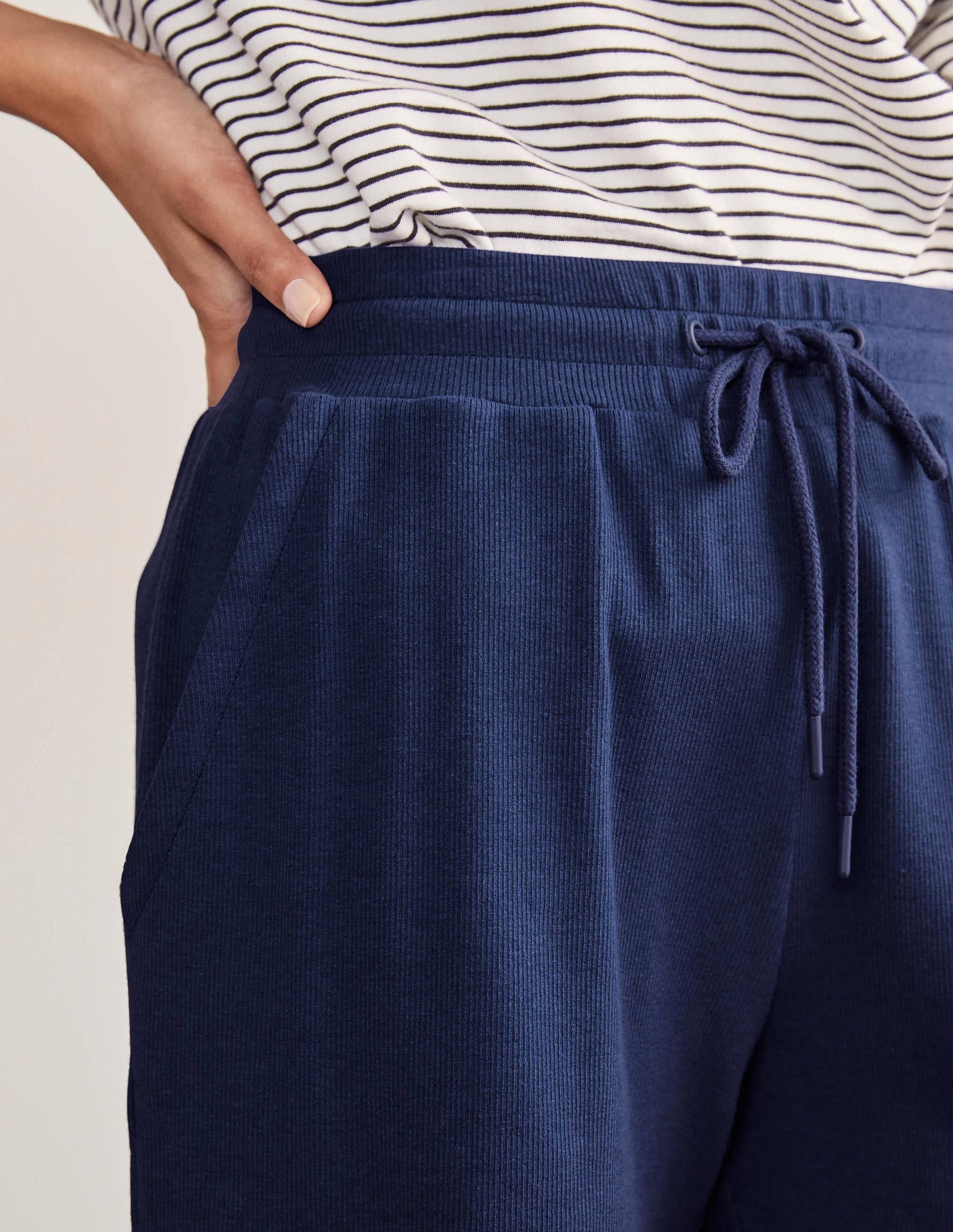 Margot Shorts-Mariner Blue-4