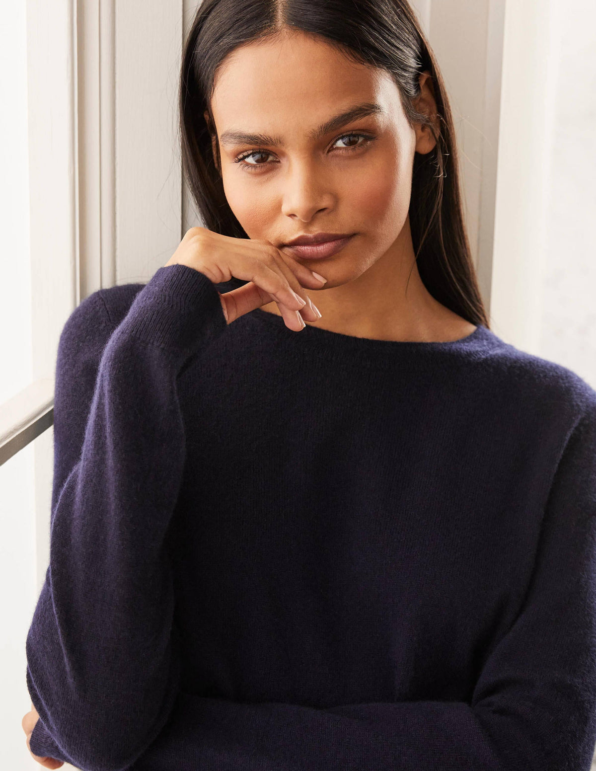 Cashmere Crew Neck Jumper-Navy - Image 4