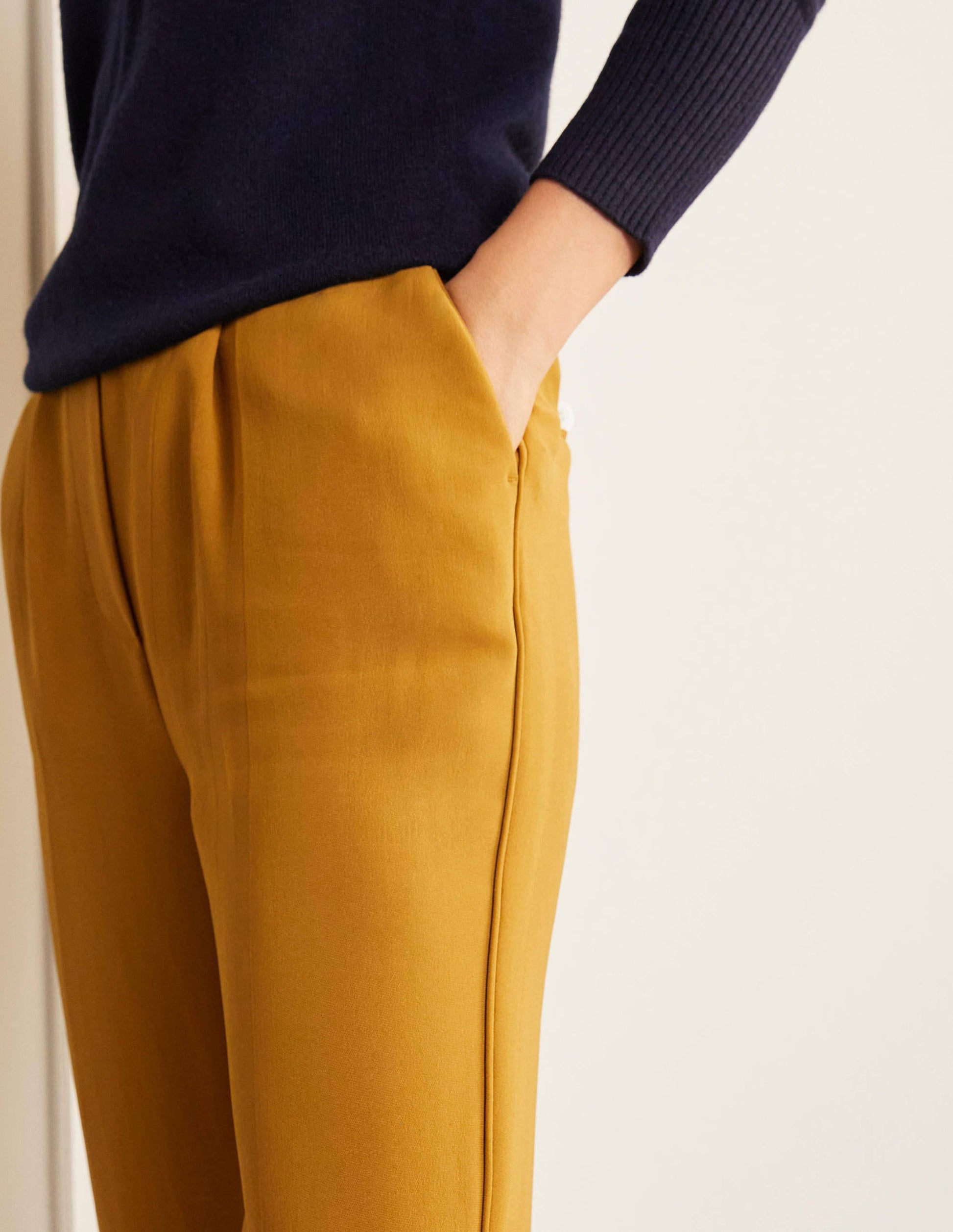 Albemarle Pull On Trousers-Frankincense-3