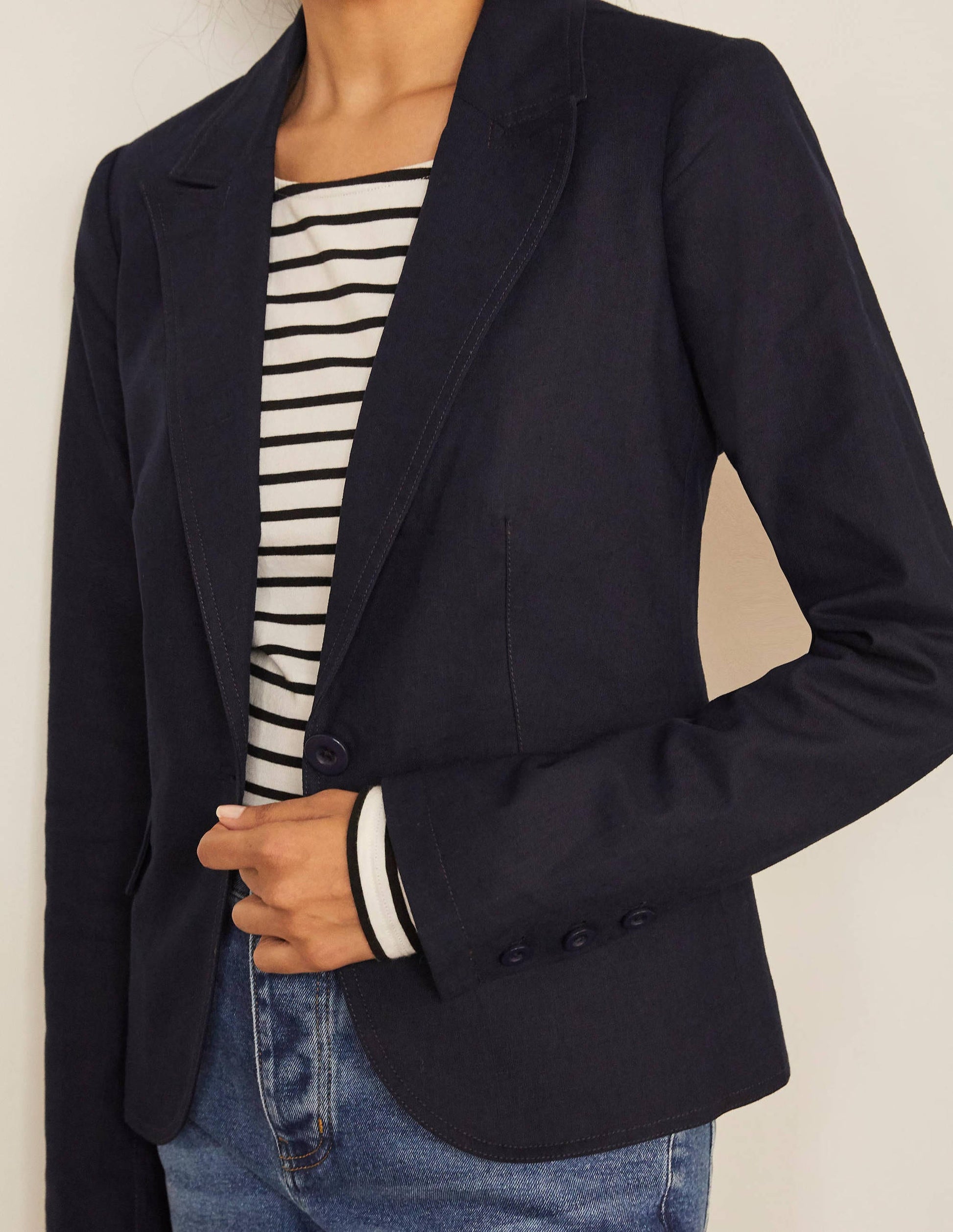 Framlingham Blazer-Navy-3