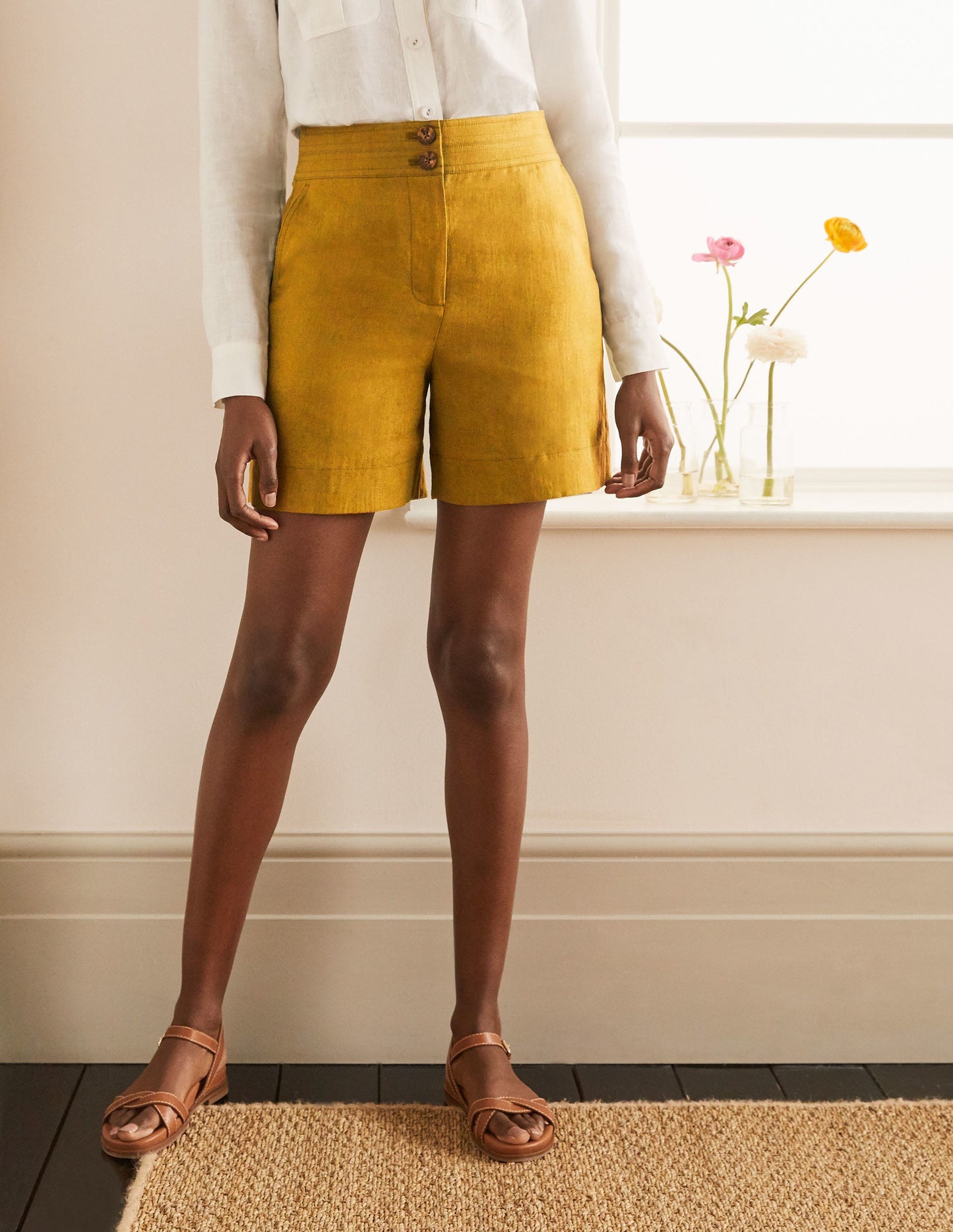 Cornwall Linen Shorts-Tuscan Sun