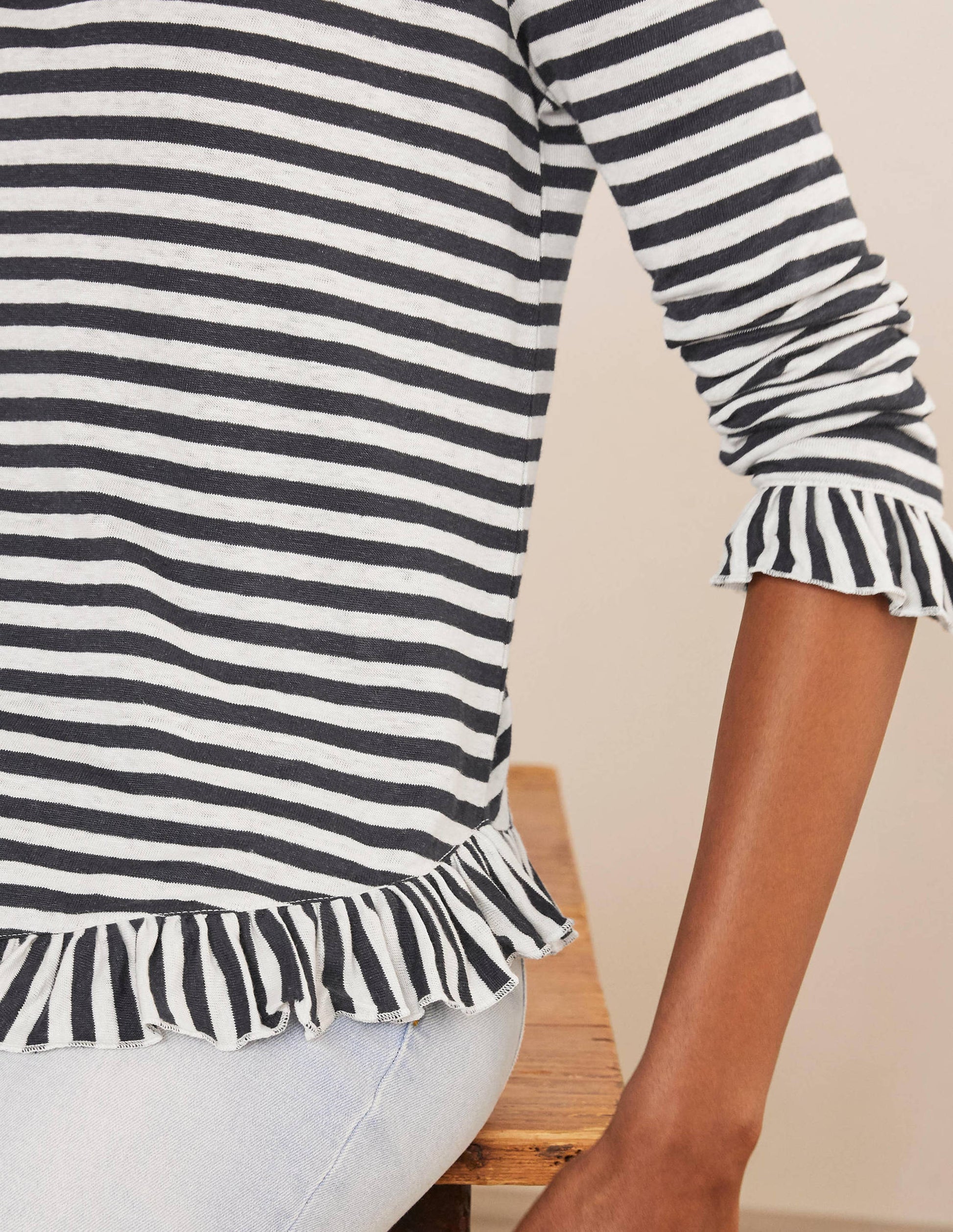 Dorothy Linen Jersey Top-Navy/ Ivory-4