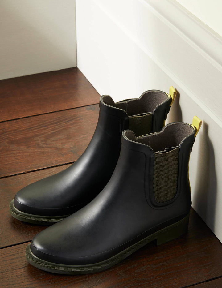 Chelsea Wellington Boots-Black