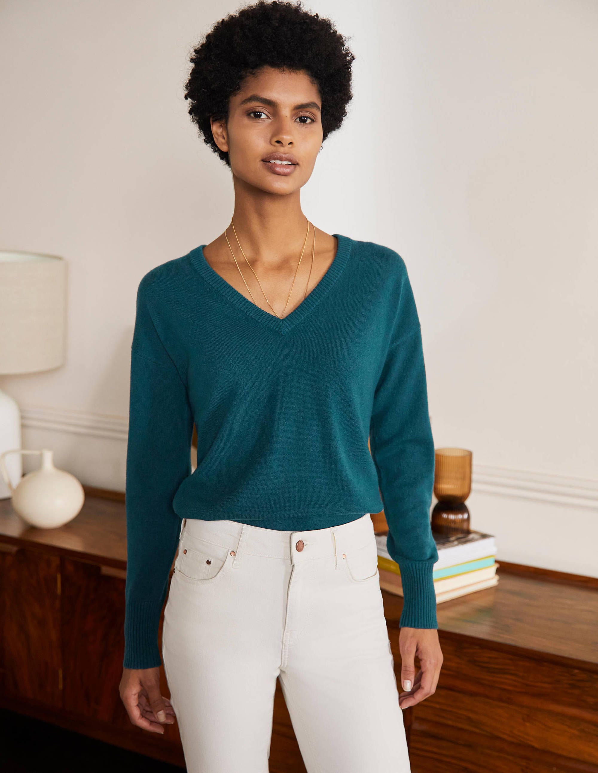 Cashmere V-neck Relaxed Jumper-Dark Teal - Image 1