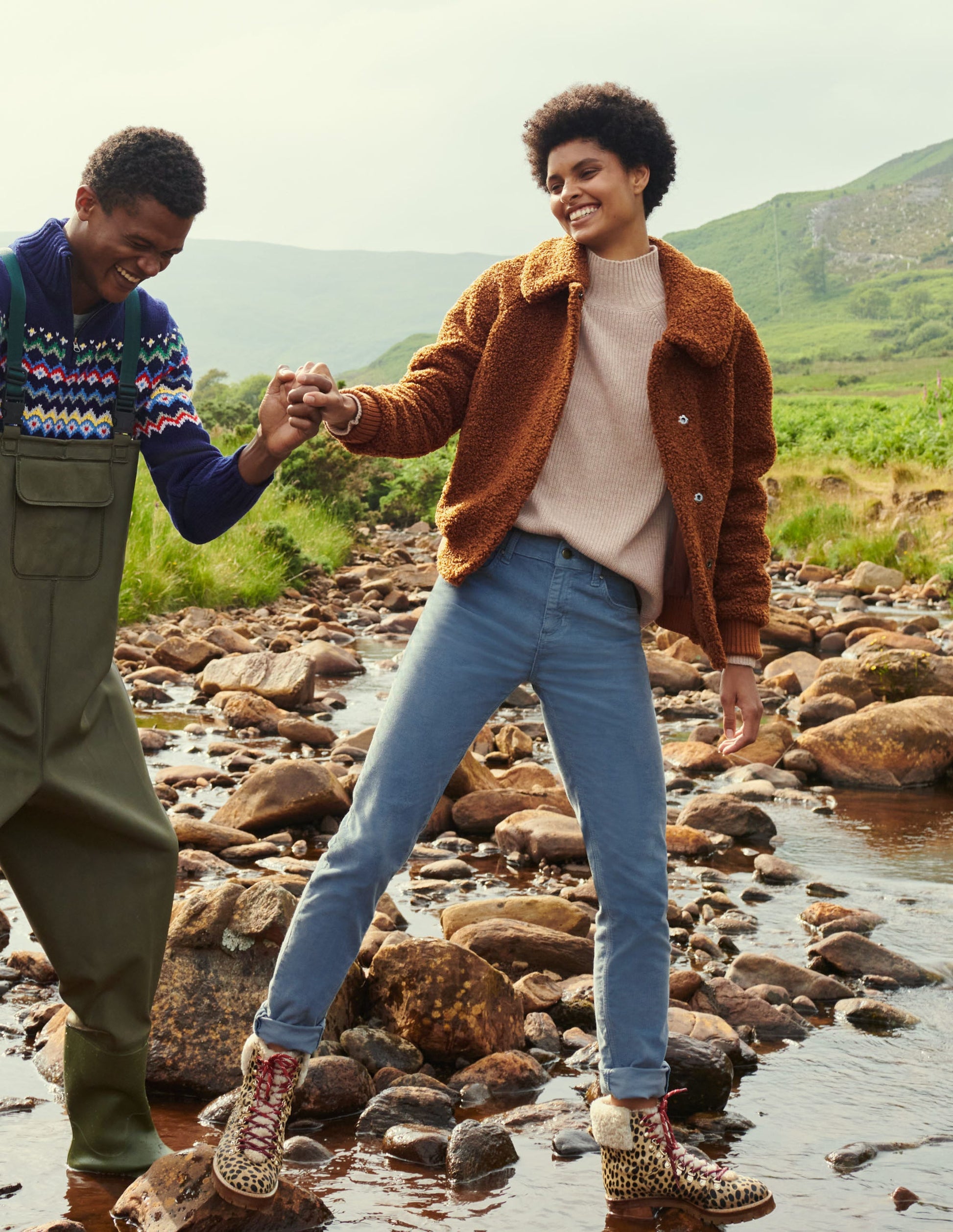 Cord Girlfriend Jeans-Airforce-5