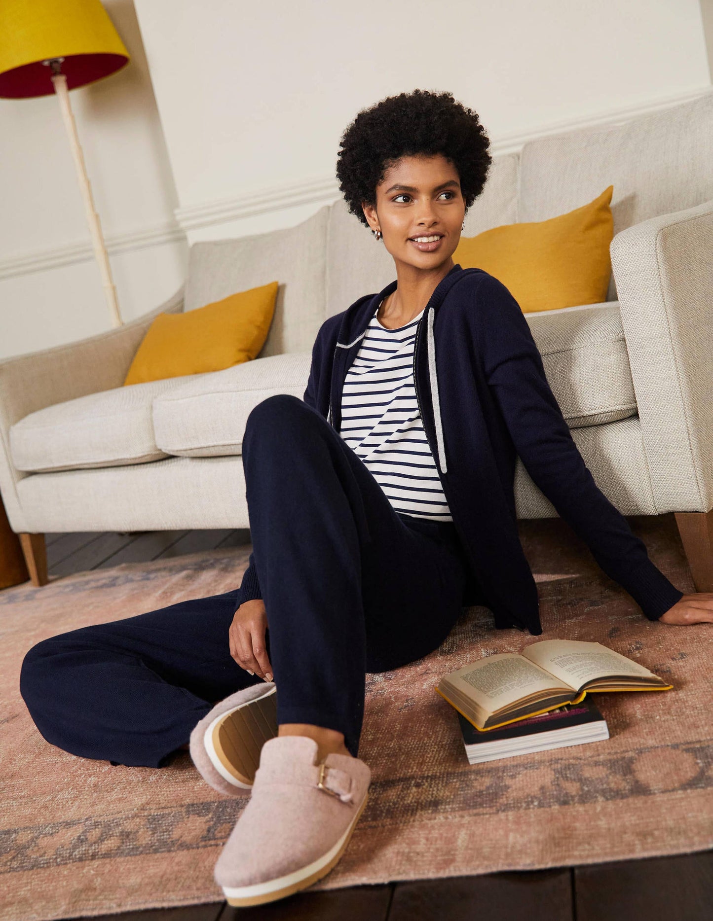 Cashmere Knit Lounge Joggers-Navy