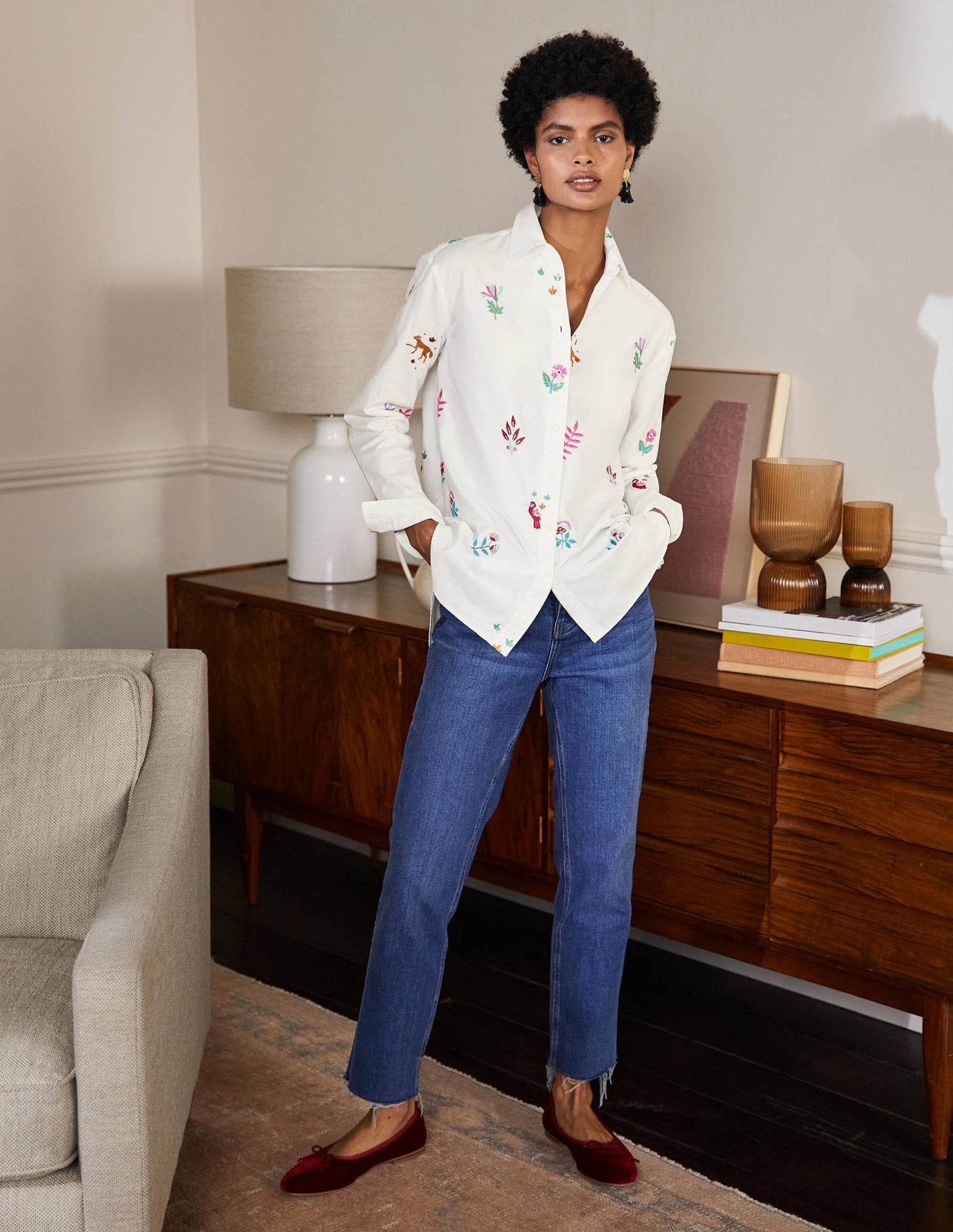 Agnes Oversized Shirt-White Embroidered