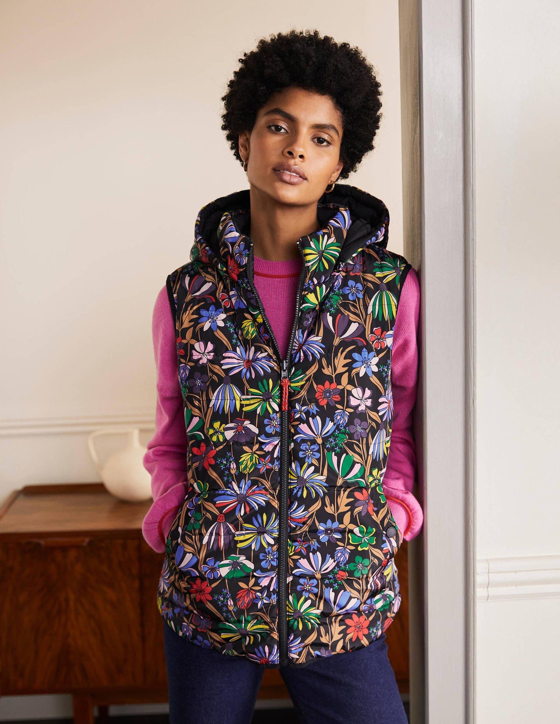 Reversible Lightweight Gilet-Black, Wild Dandelion-5