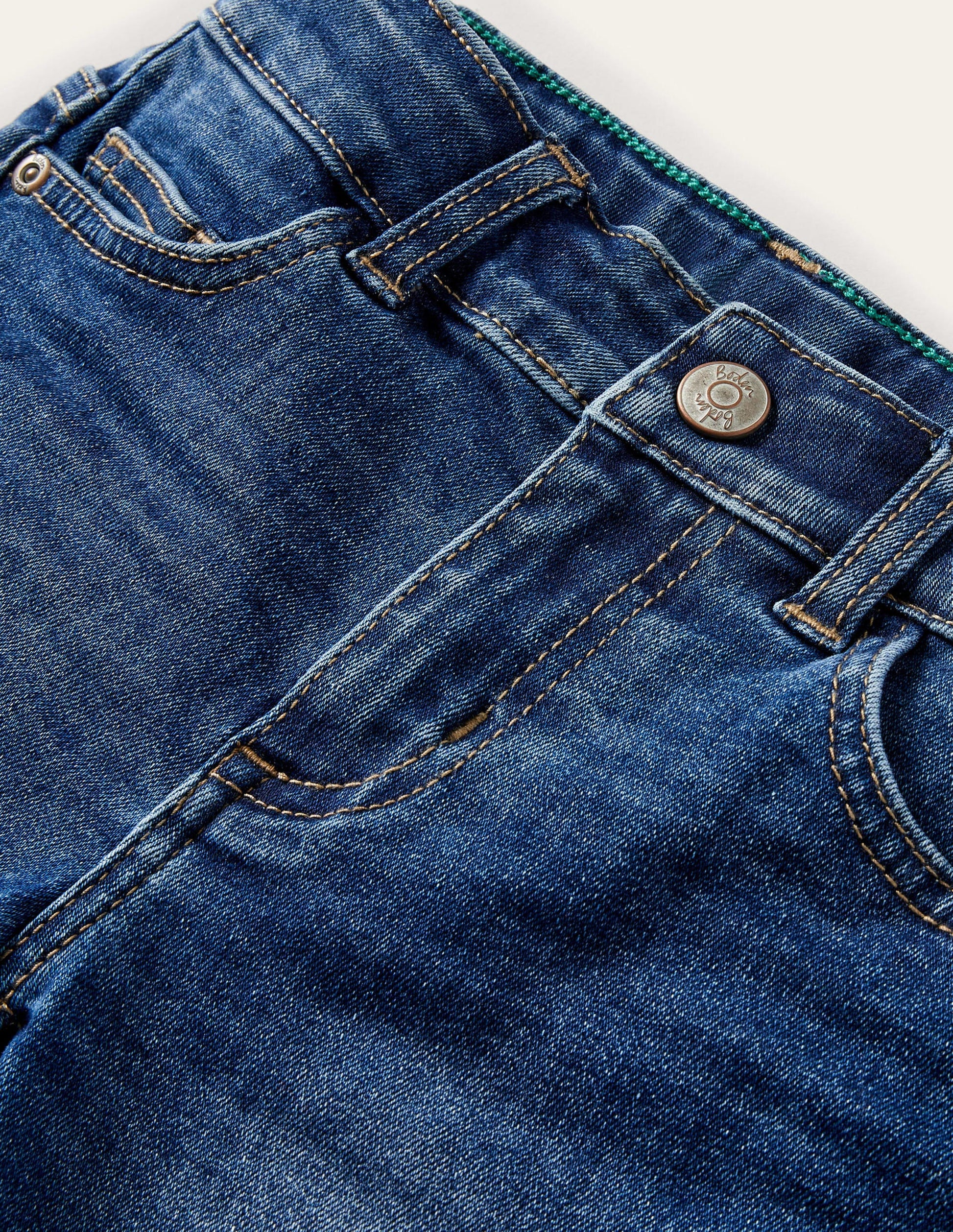 Adventure-flex Denim Shorts-Mid Vintage-6