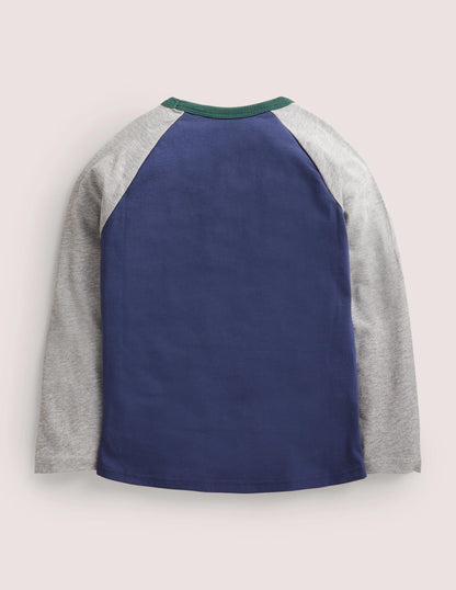 Festive Raglan T-shirt-College Navy Rockin' Robin-2