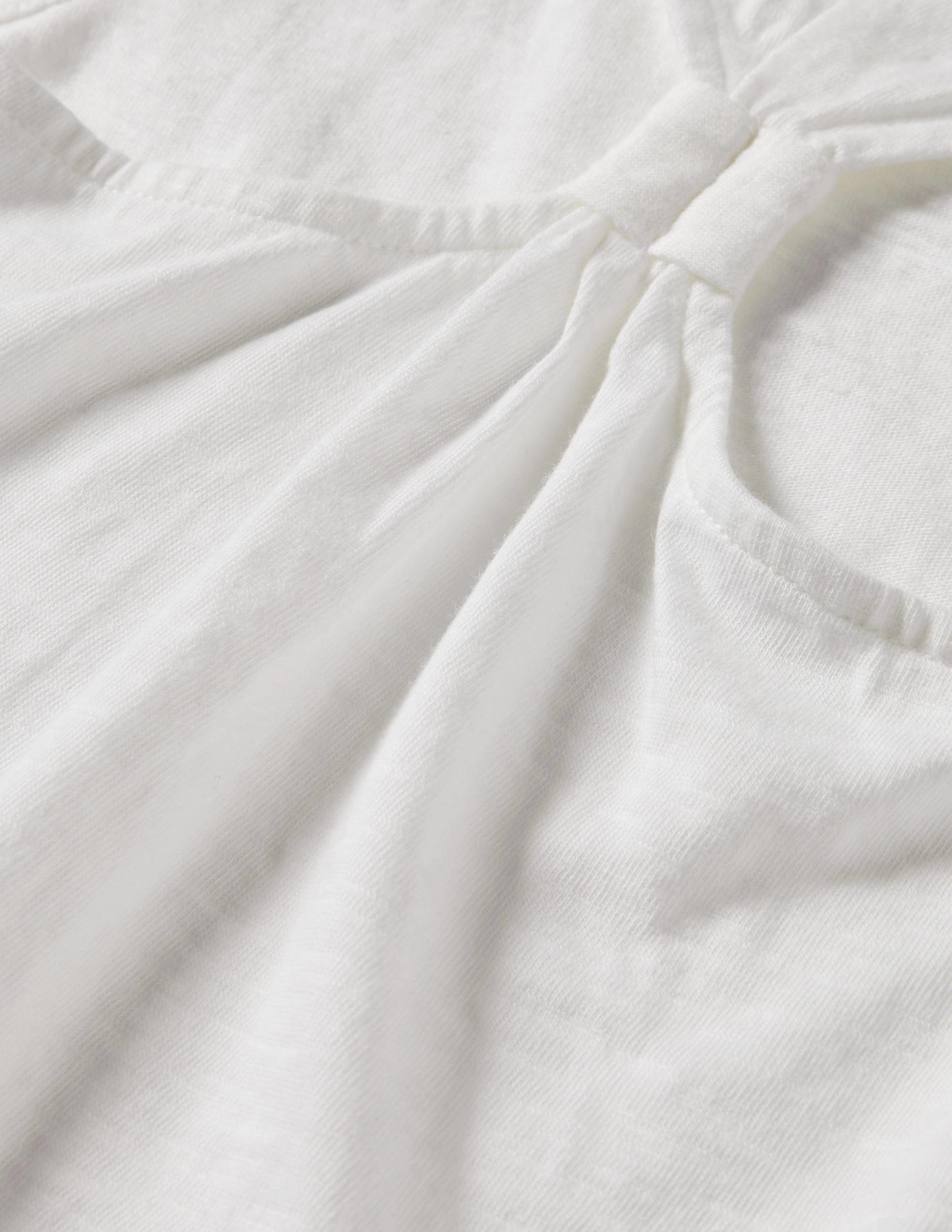 Knot Back Racer Vest-White - Image 3