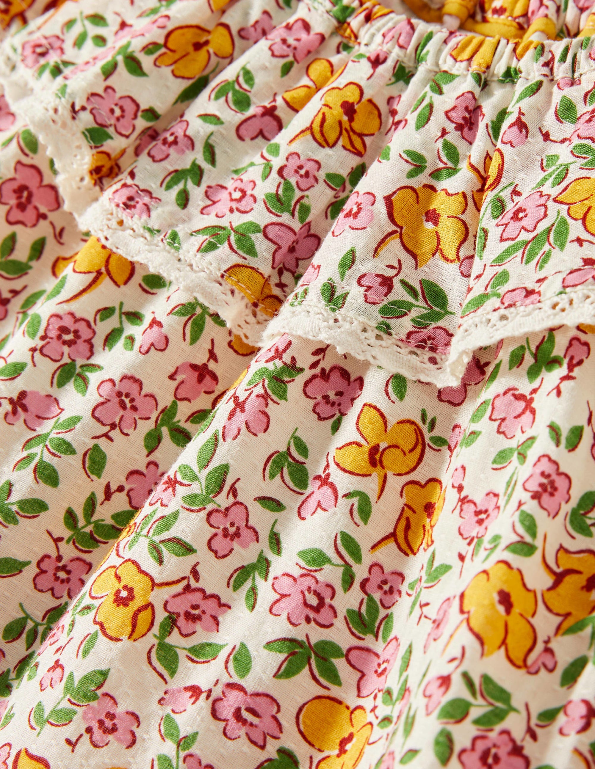 Woven Scallop Collar Top-Vanilla Pod Vintage Floral - Image 3