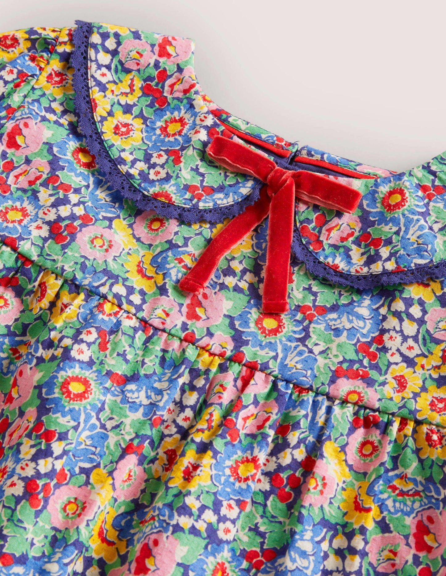 Detailed Collar Woven Top-Multi Floral