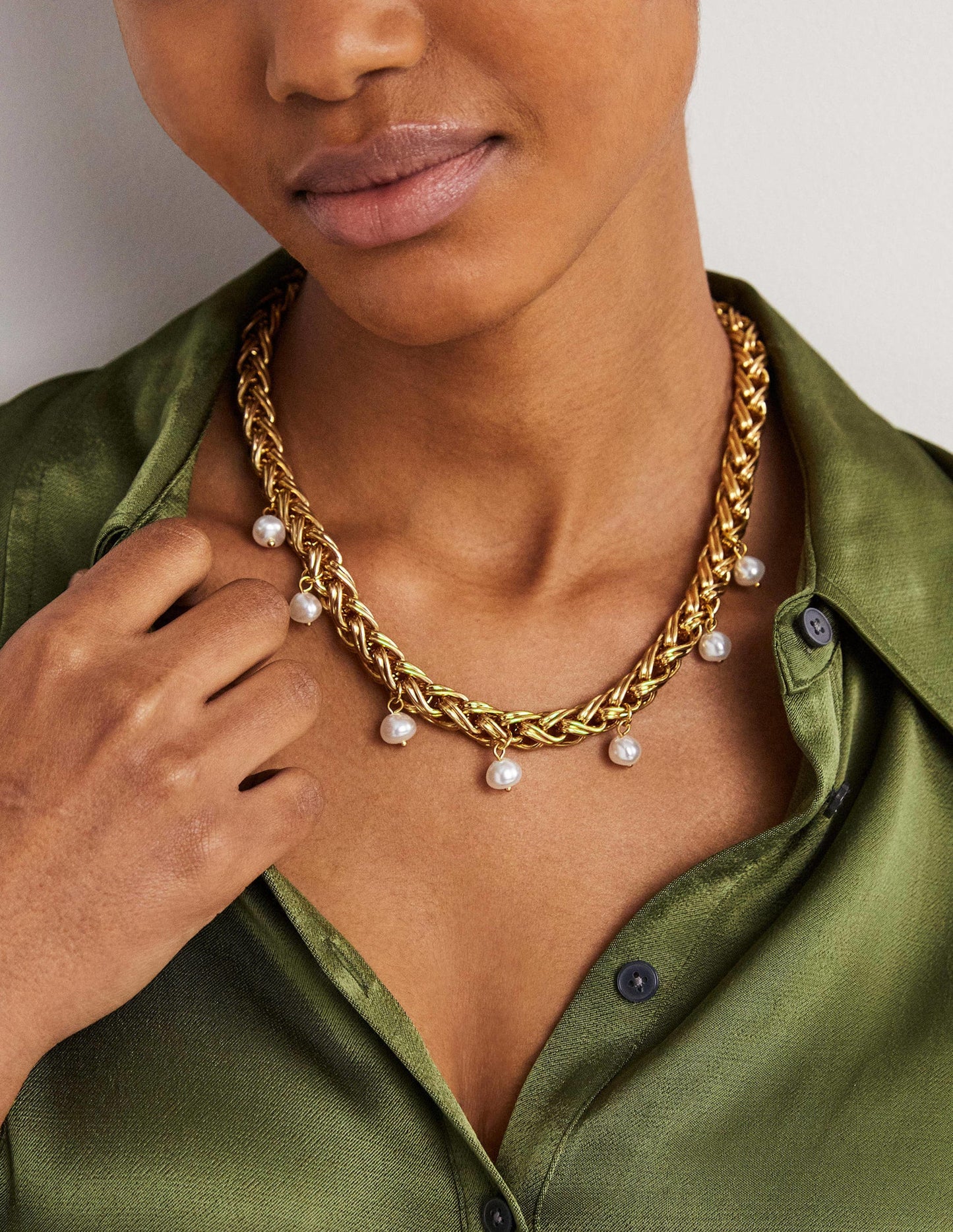 Chunky Chain Pearl Necklace-Gold