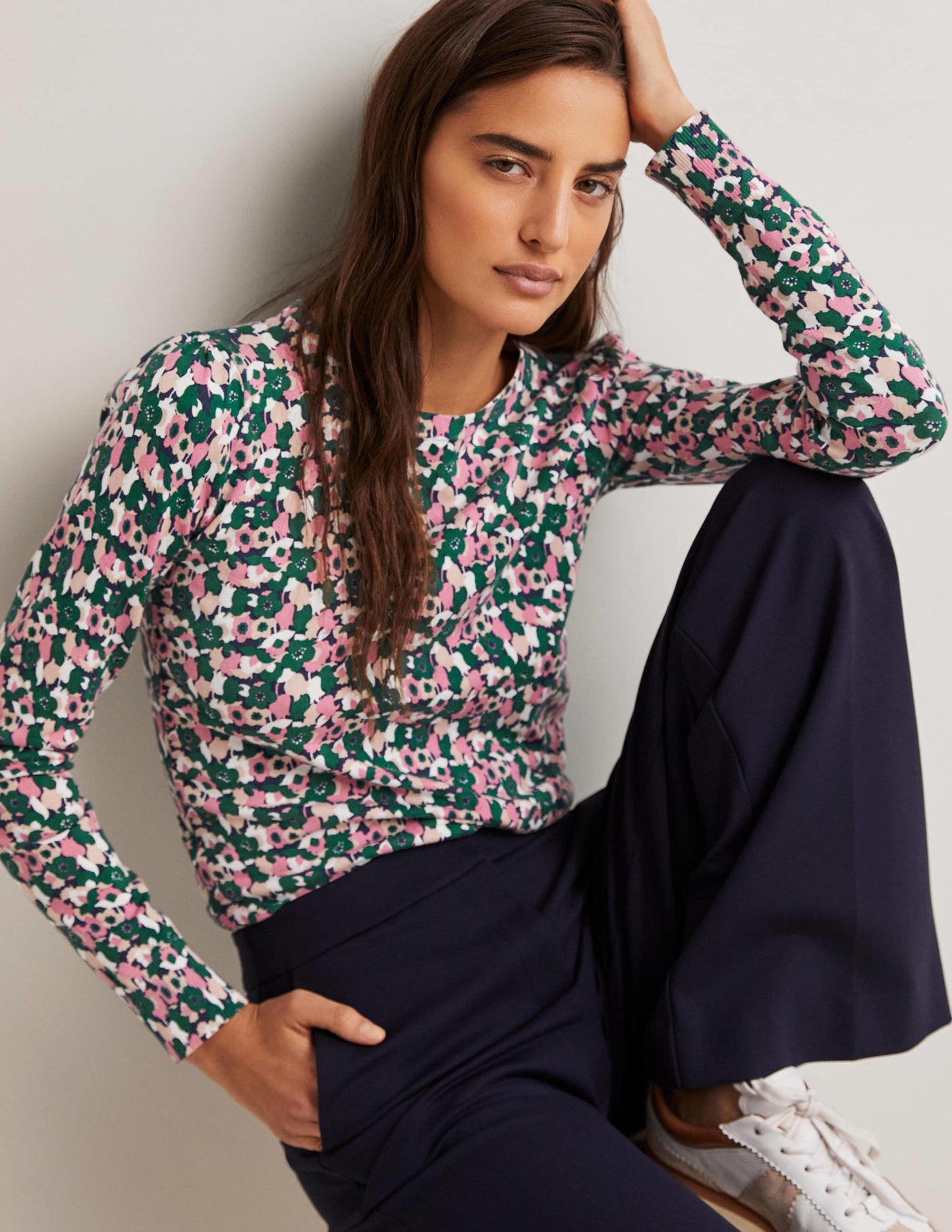 Cotton Crew Neck Jumper-Wild Rose, Tulip Cluster