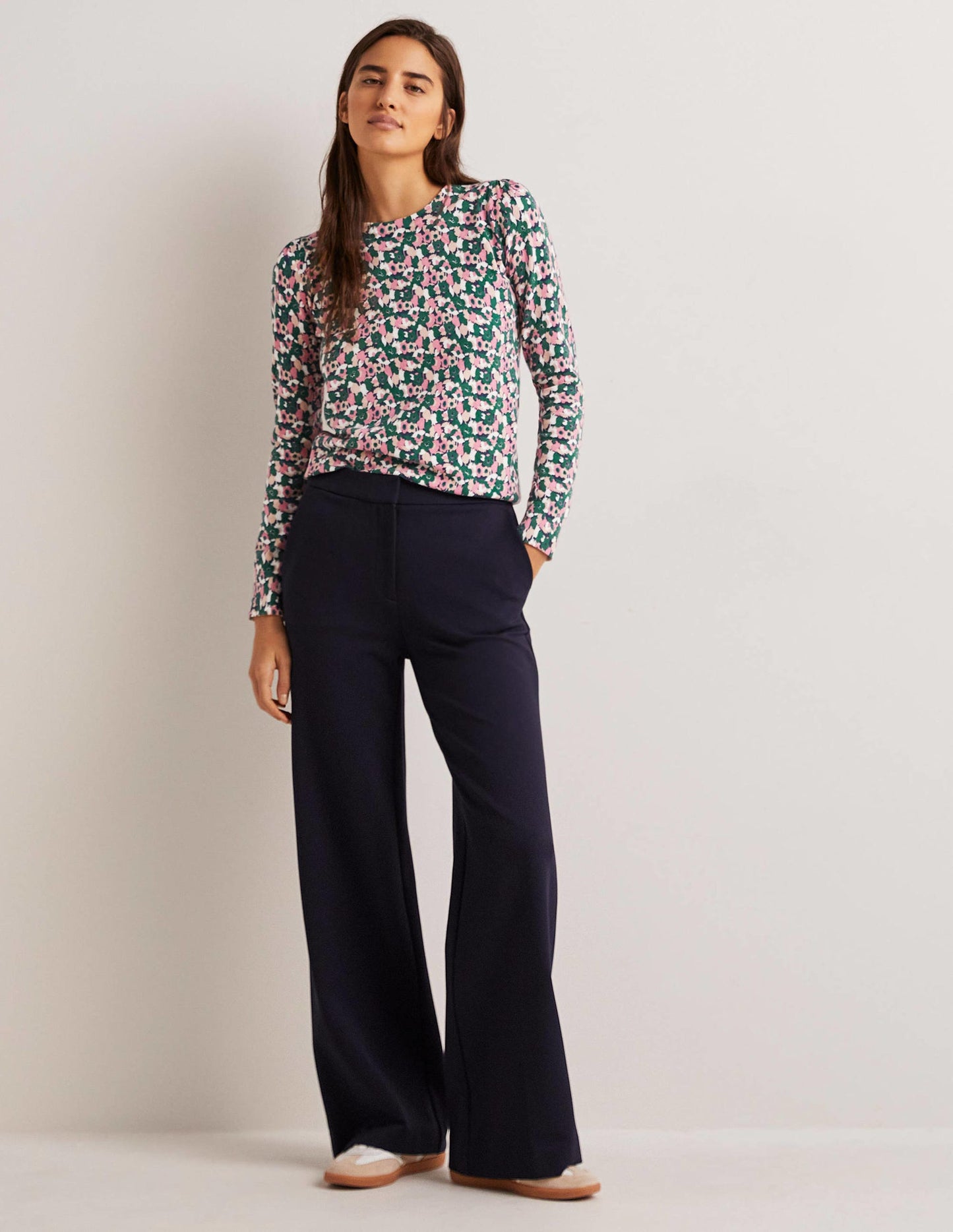 Cotton Crew Neck Jumper-Wild Rose, Tulip Cluster