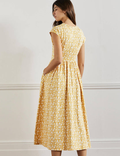 Easy T-Shirt Midi Dress-Butter Botanic Silhouette-3