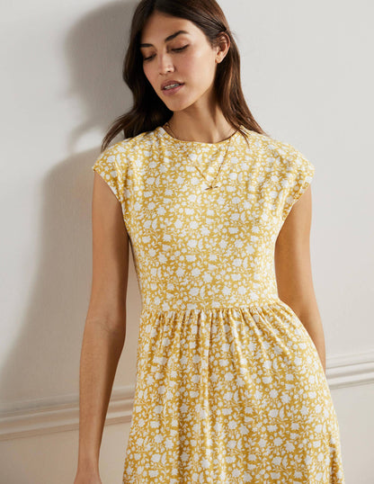 Easy T-Shirt Midi Dress-Butter Botanic Silhouette-4