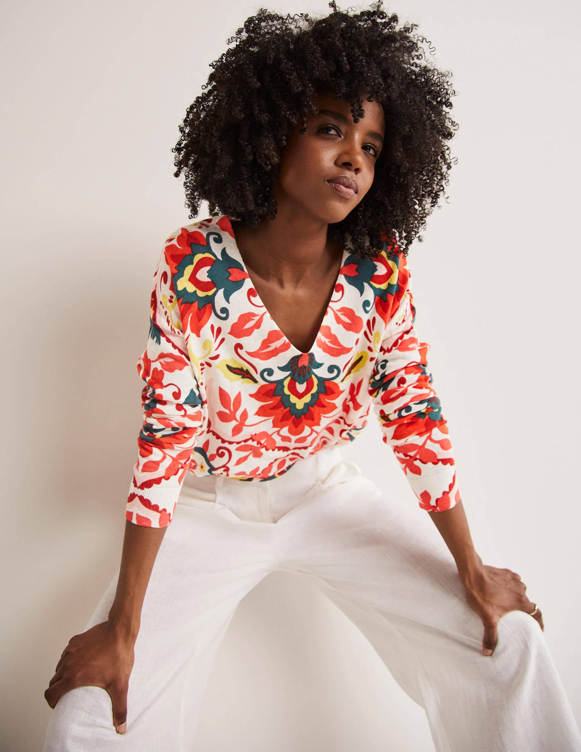Relaxed Printed V-neck Jumper-Multi, Moroccan Bloom - Image 1