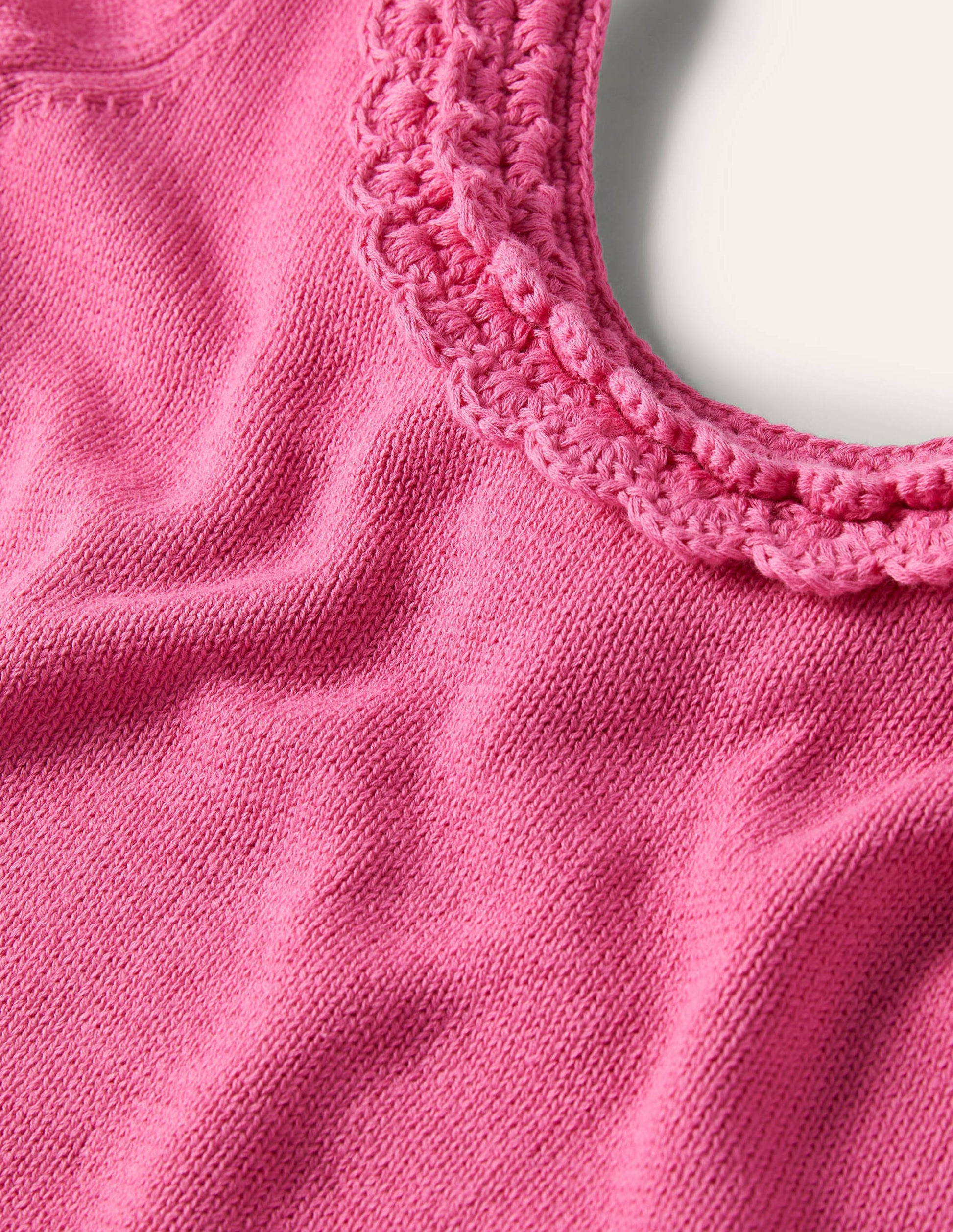 Crochet Scallop Knit T-shirt-Strawberry Daiquiri Pink-5