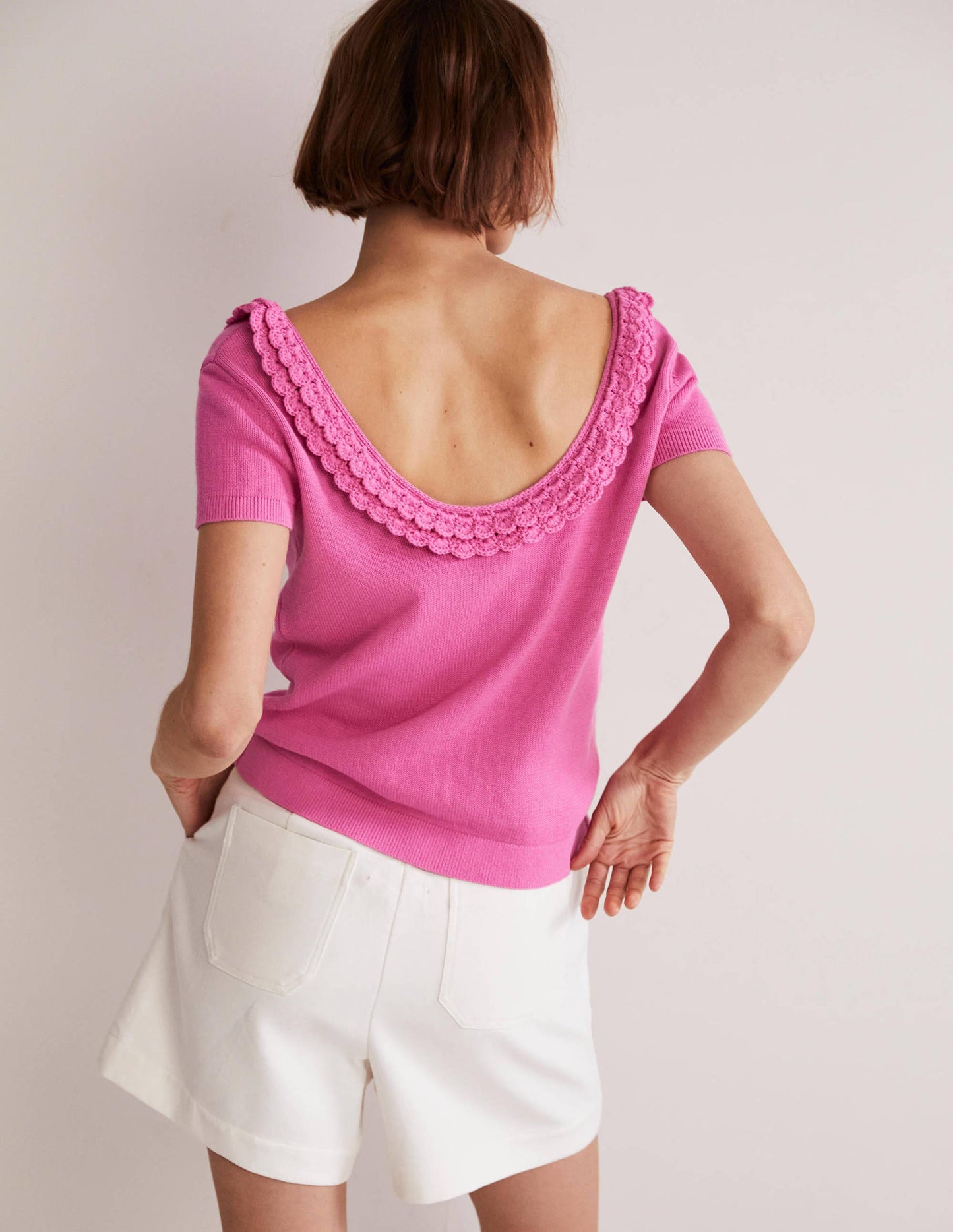 Crochet Scallop Knit T-shirt-Strawberry Daiquiri Pink