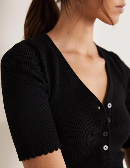 Ribbed Knitted T-shirt-Black