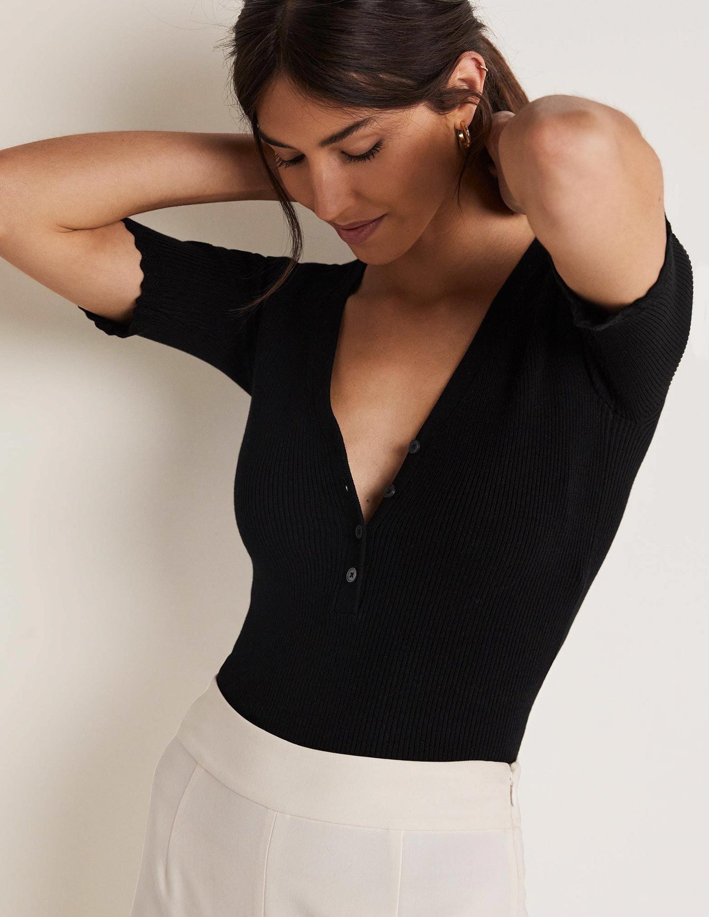 Ribbed Knitted T-shirt-Black