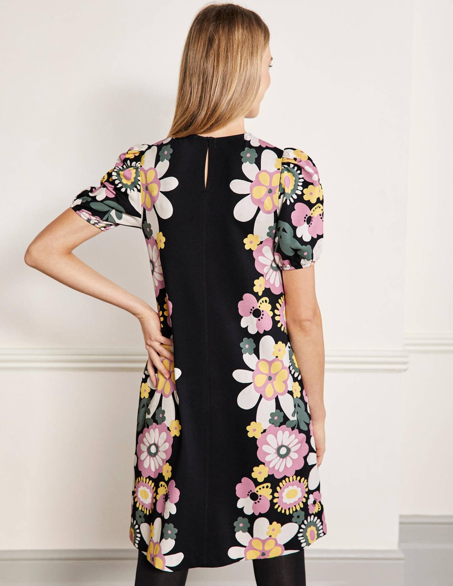 Seam Detail Jersey Shift Dress-Black Flora Bloom