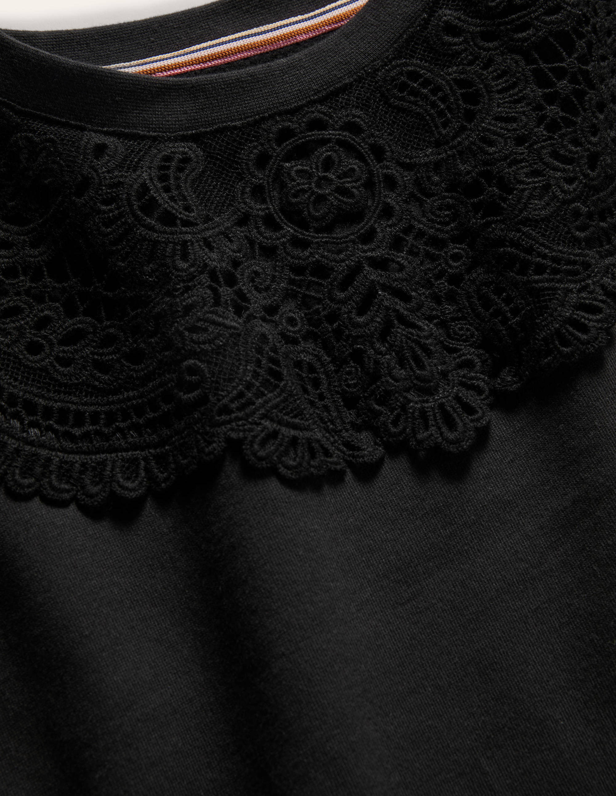 Interest Sweatshirt-Black - Image 6