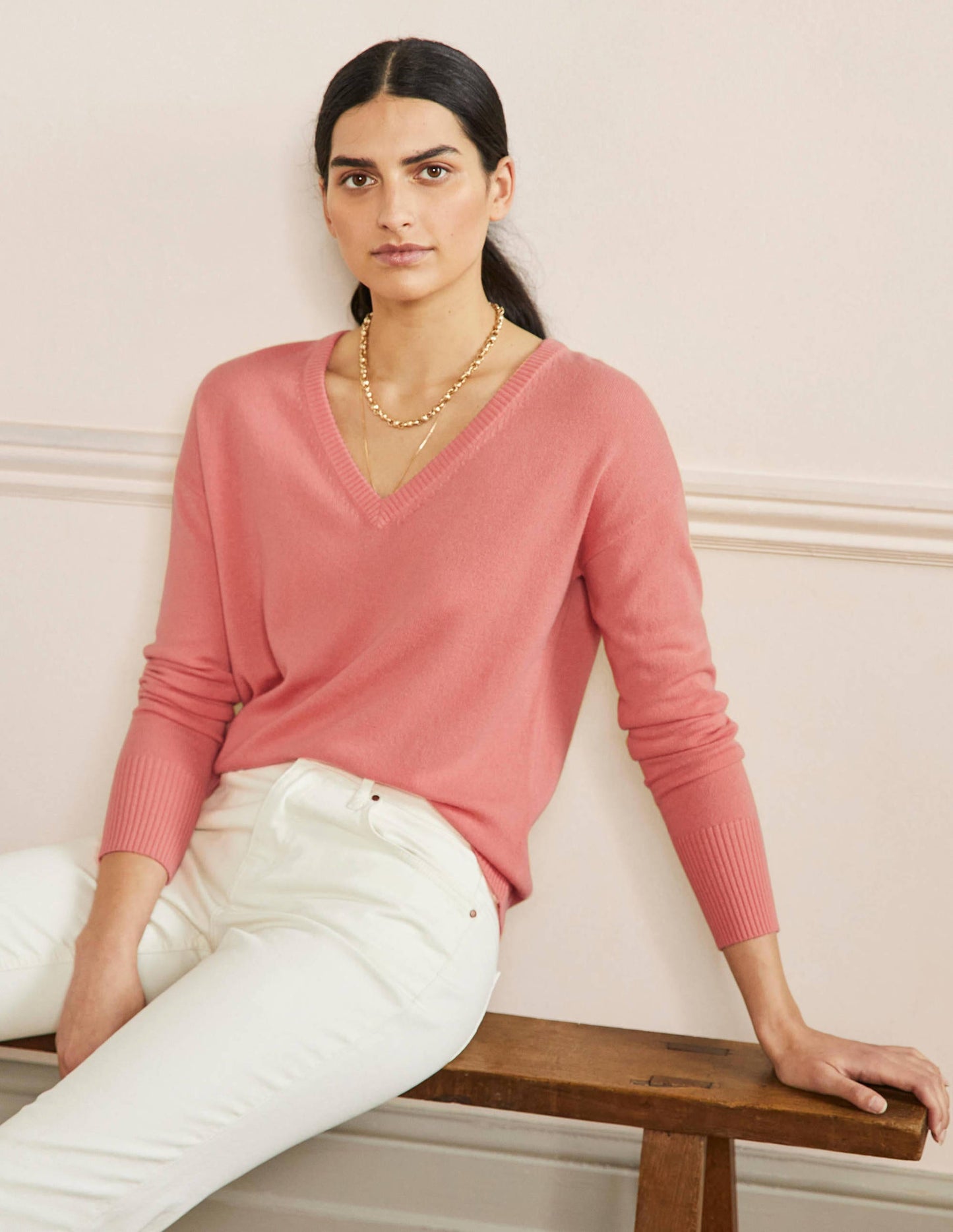 Cashmere V-neck Relaxed Jumper-Chalky Coral
