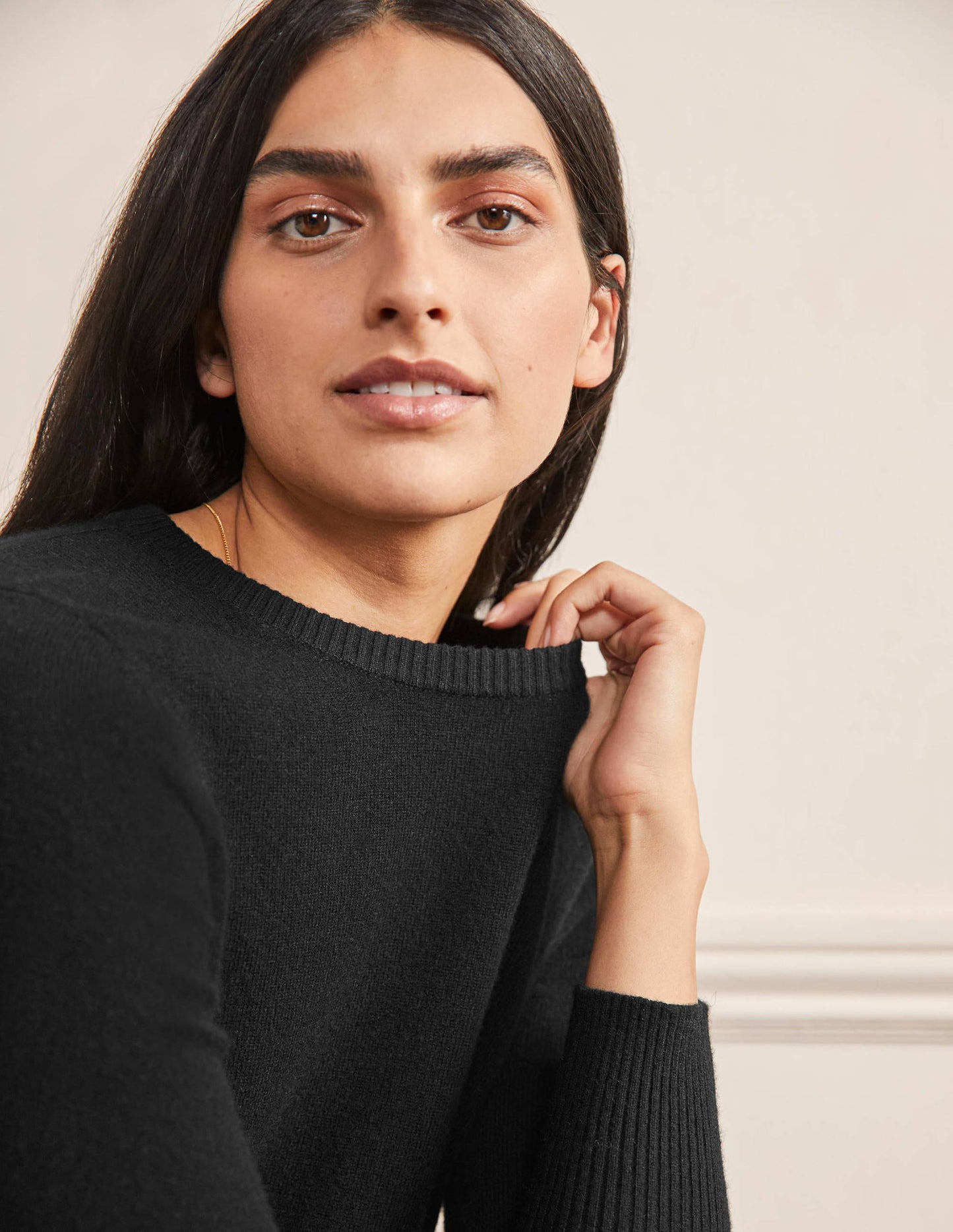 Cashmere Crew Neck Jumper-Black