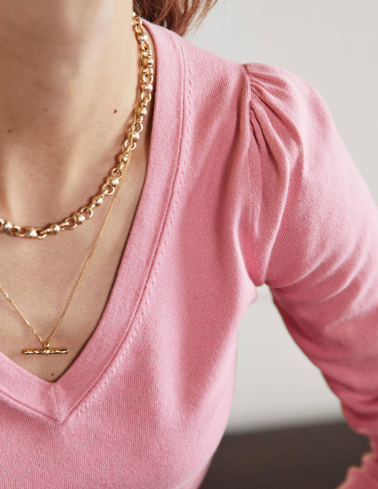 Cotton V-Neck Jumper-Posy Pink