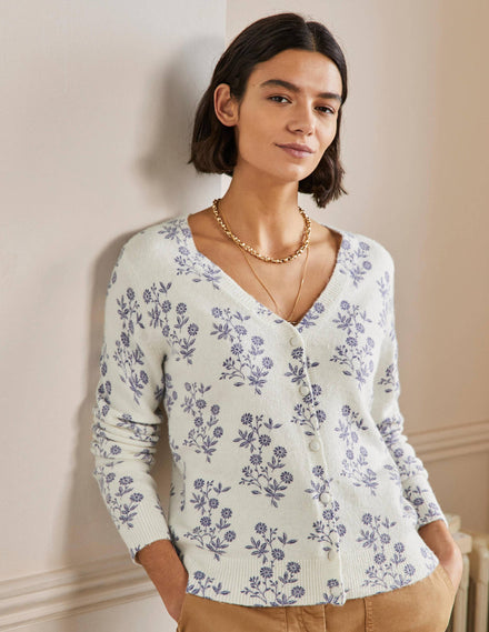 Anita Printed Fluffy Cardigan-Ivory, Leafy Cluster