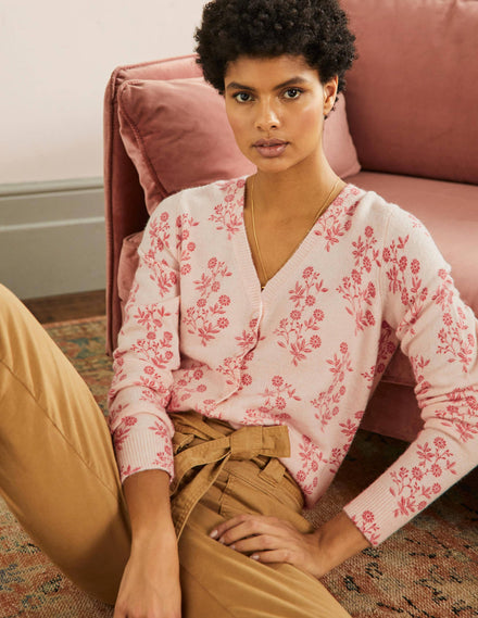 Anita Printed Fluffy Cardigan-Milkshake, Leafy Cluster