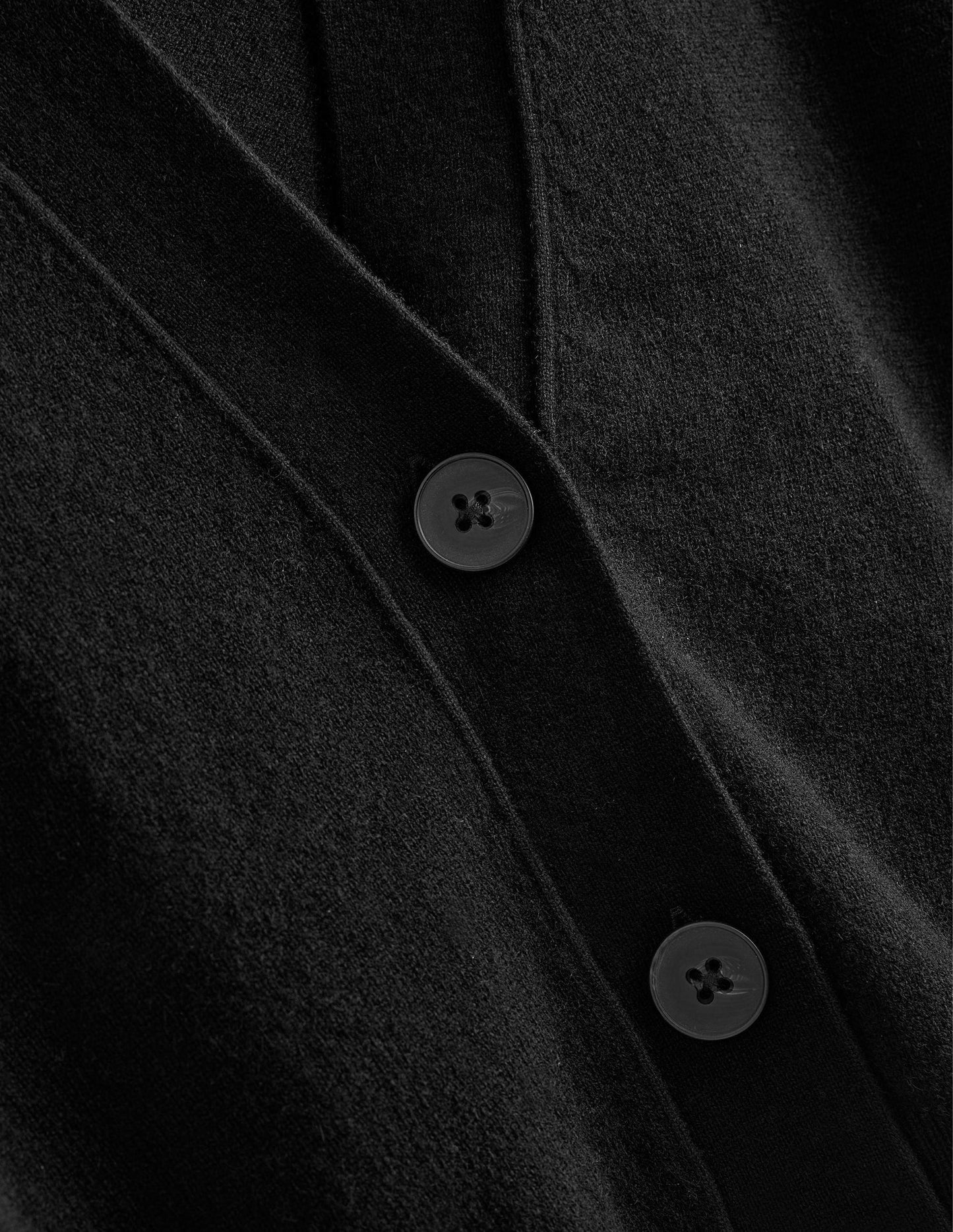 Cropped Cashmere V Cardigan-Black